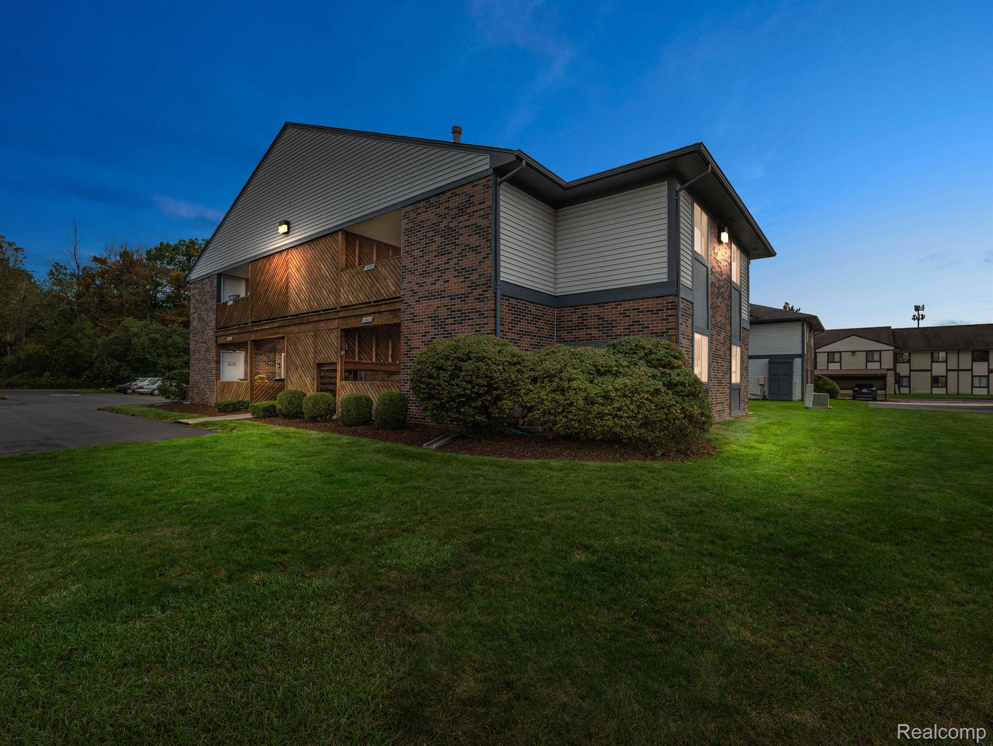 Fraser, MI 48026,16417 WOODLANE