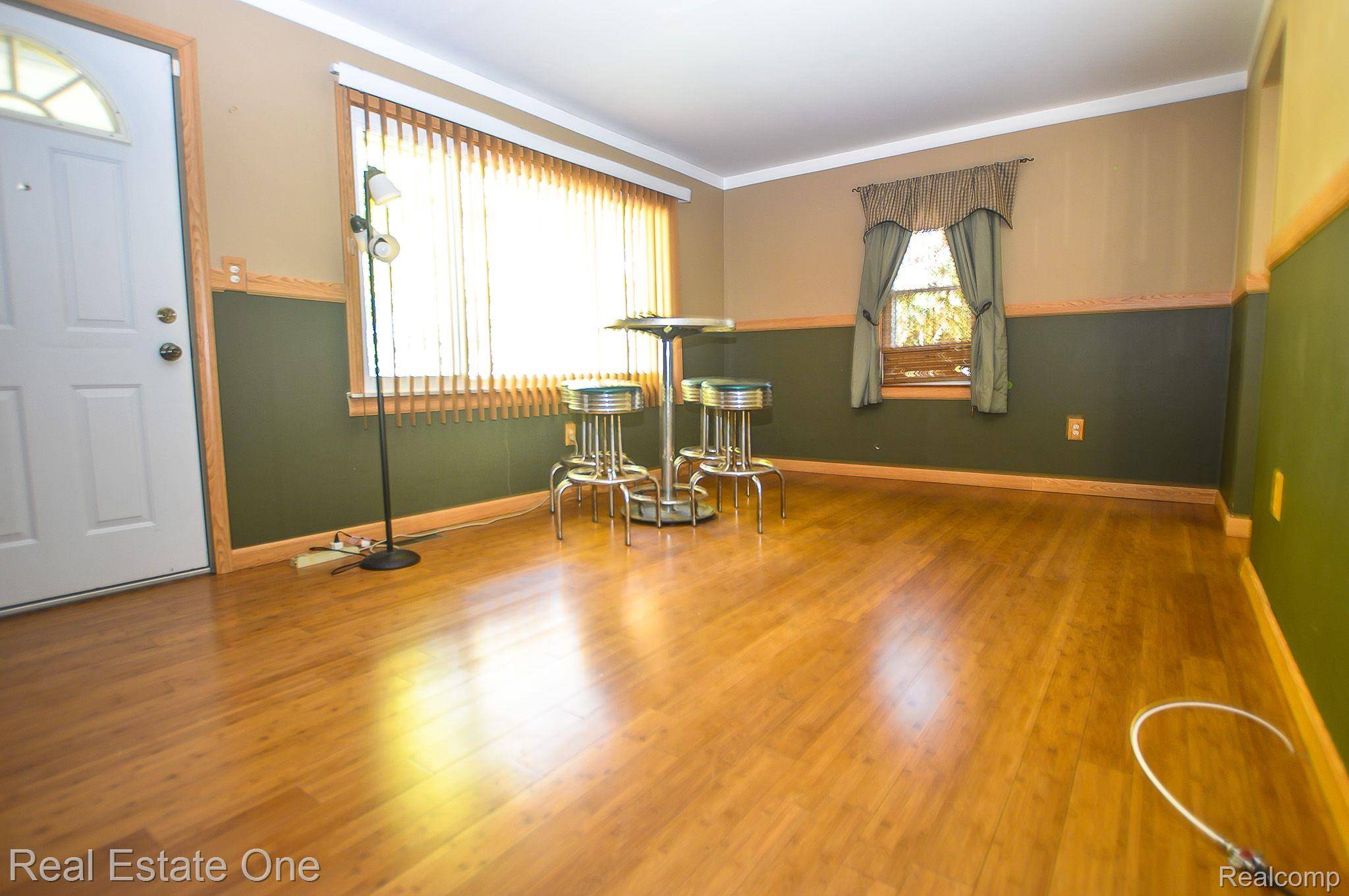 Wixom, MI 48393,3363 THEODORE E