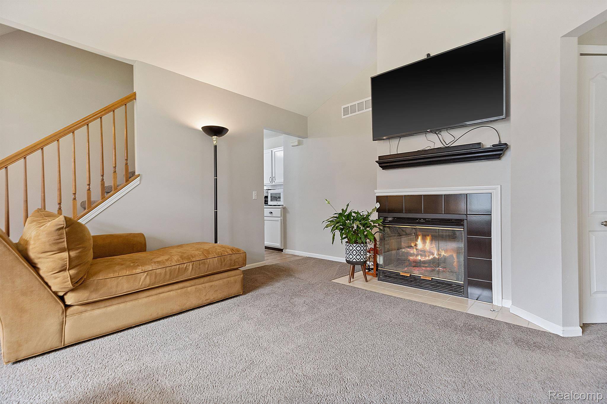 Wixom, MI 48393,755 ELM