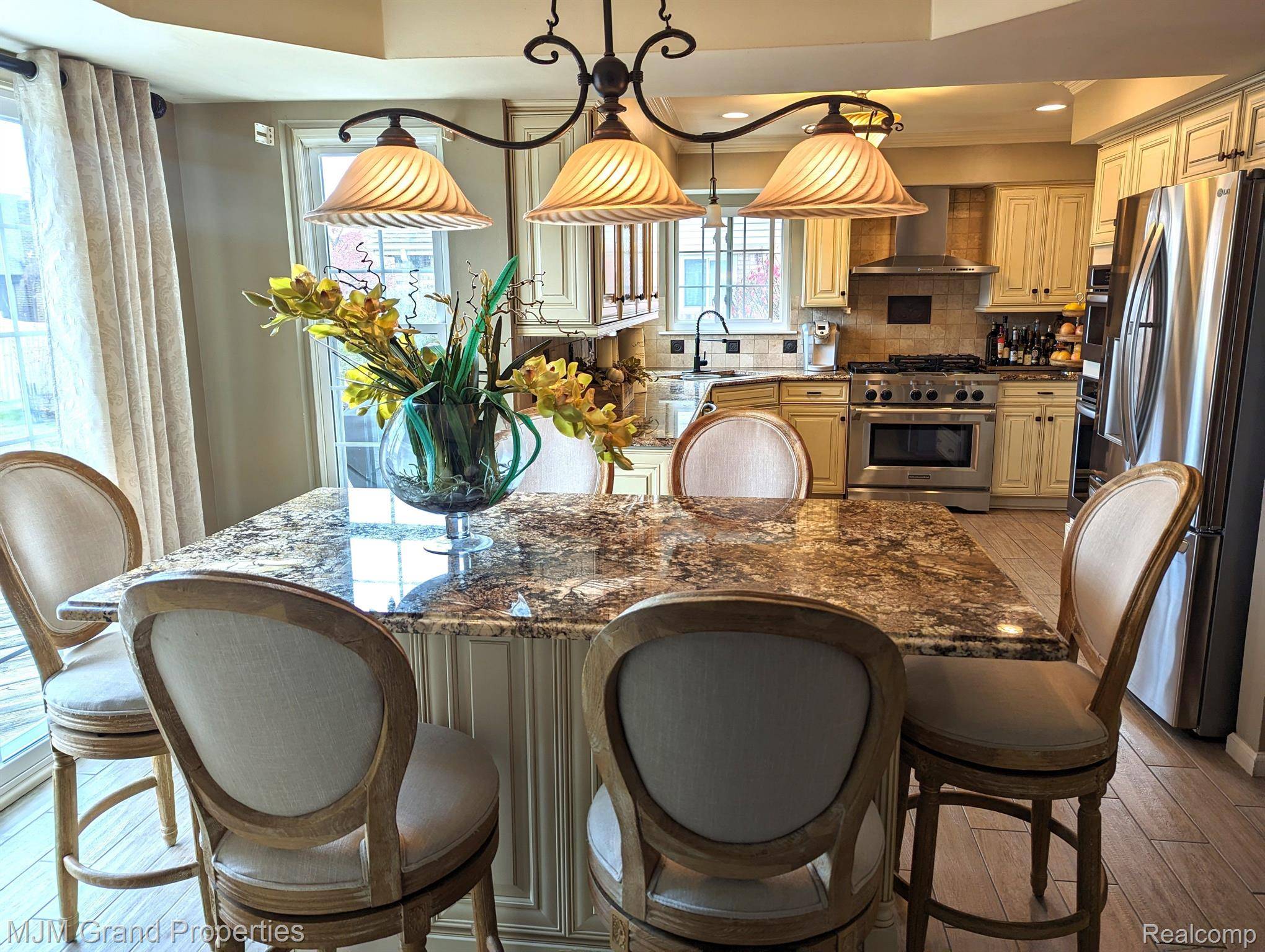 Woodhaven, MI 48183,26871 COACHLIGHT ST