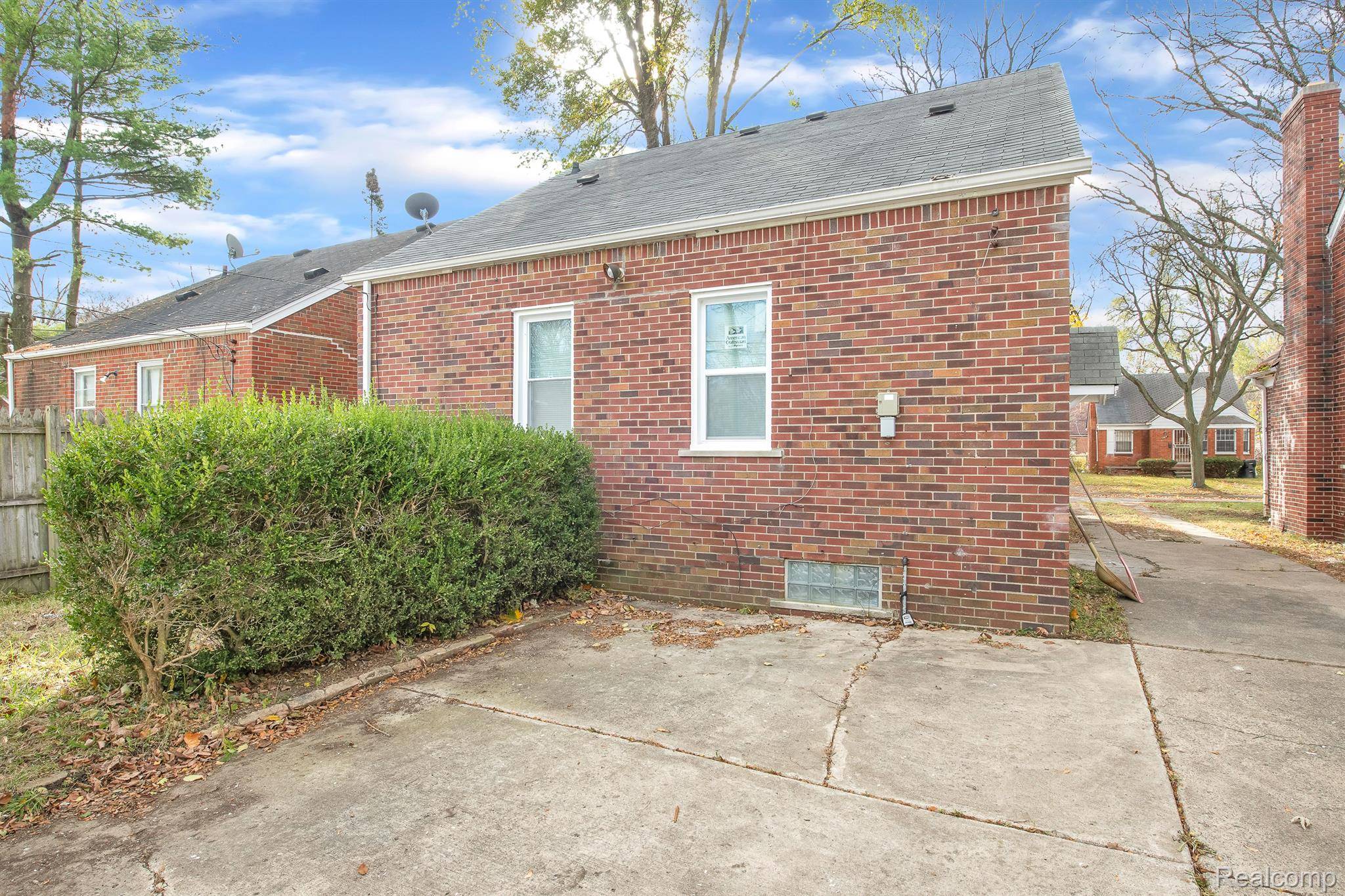 Detroit, MI 48224,11010 MOGUL ST