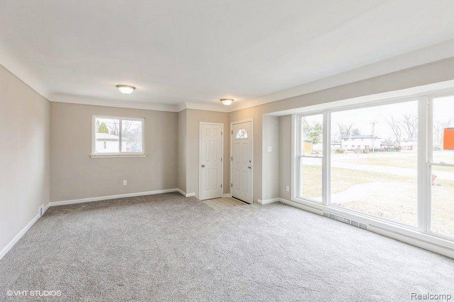 Southfield, MI 48075,19022 GOLDWIN ST