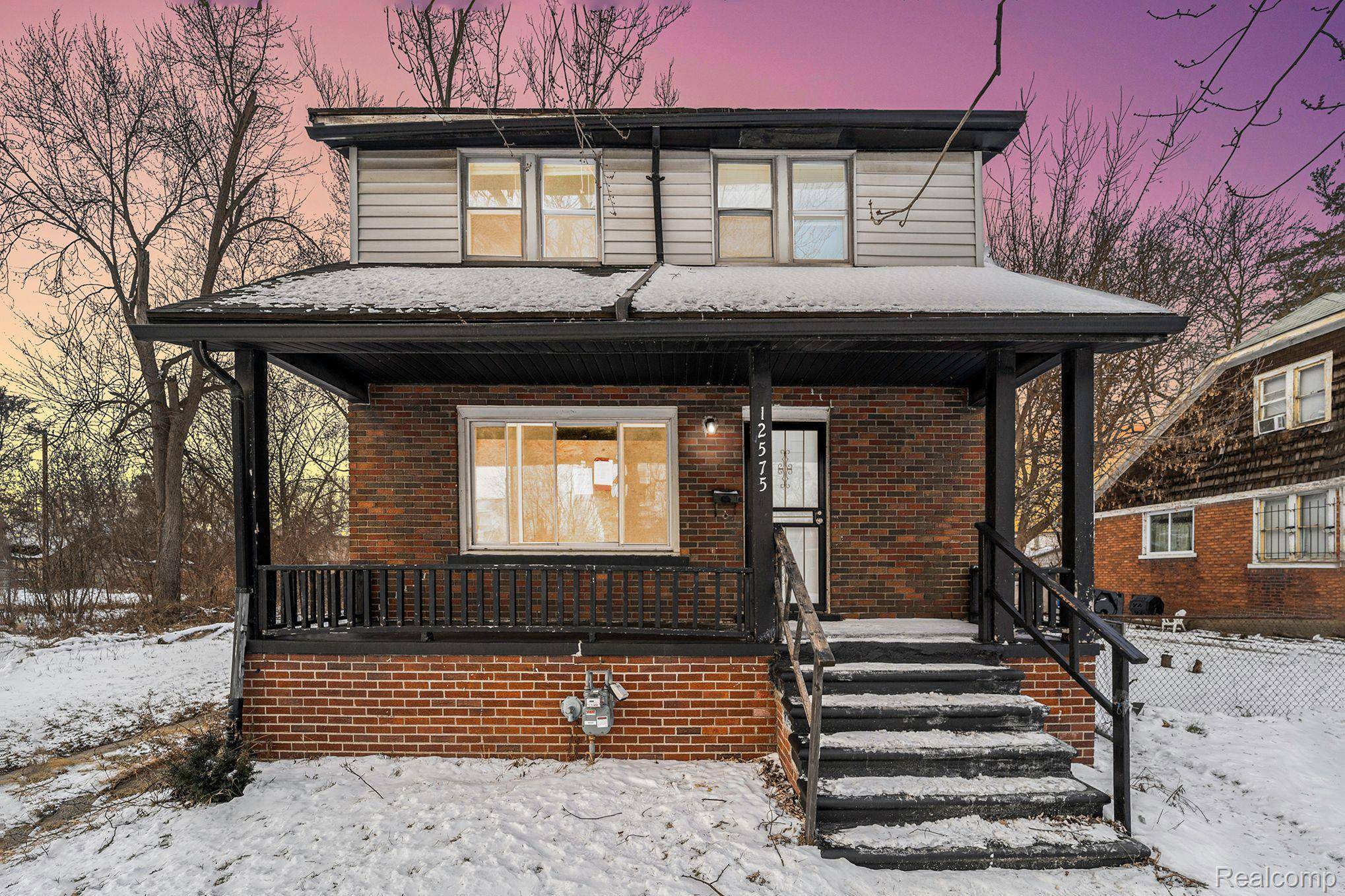 Detroit, MI 48213,12575 Chelsea AVE