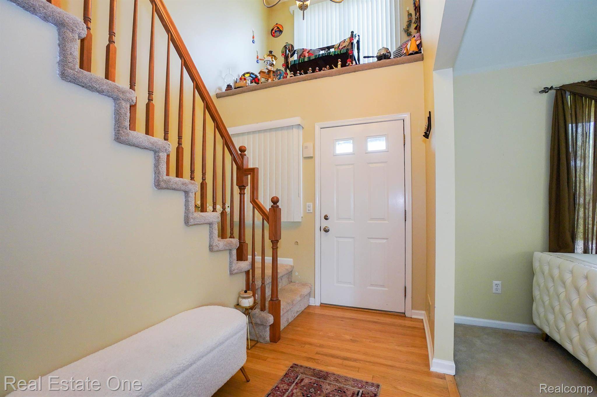 Canton, MI 48188,42087 TRENT DR