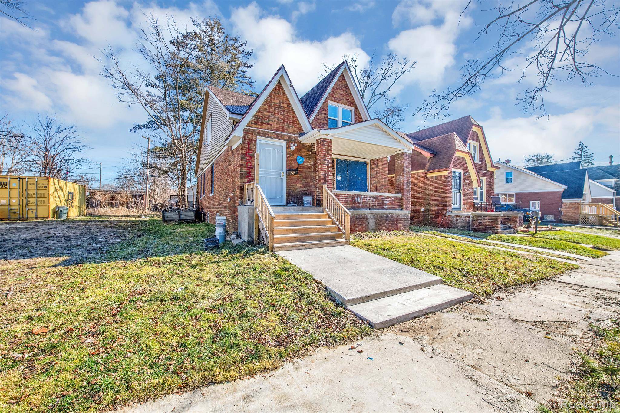 Detroit, MI 48227,15036 TRACEY ST