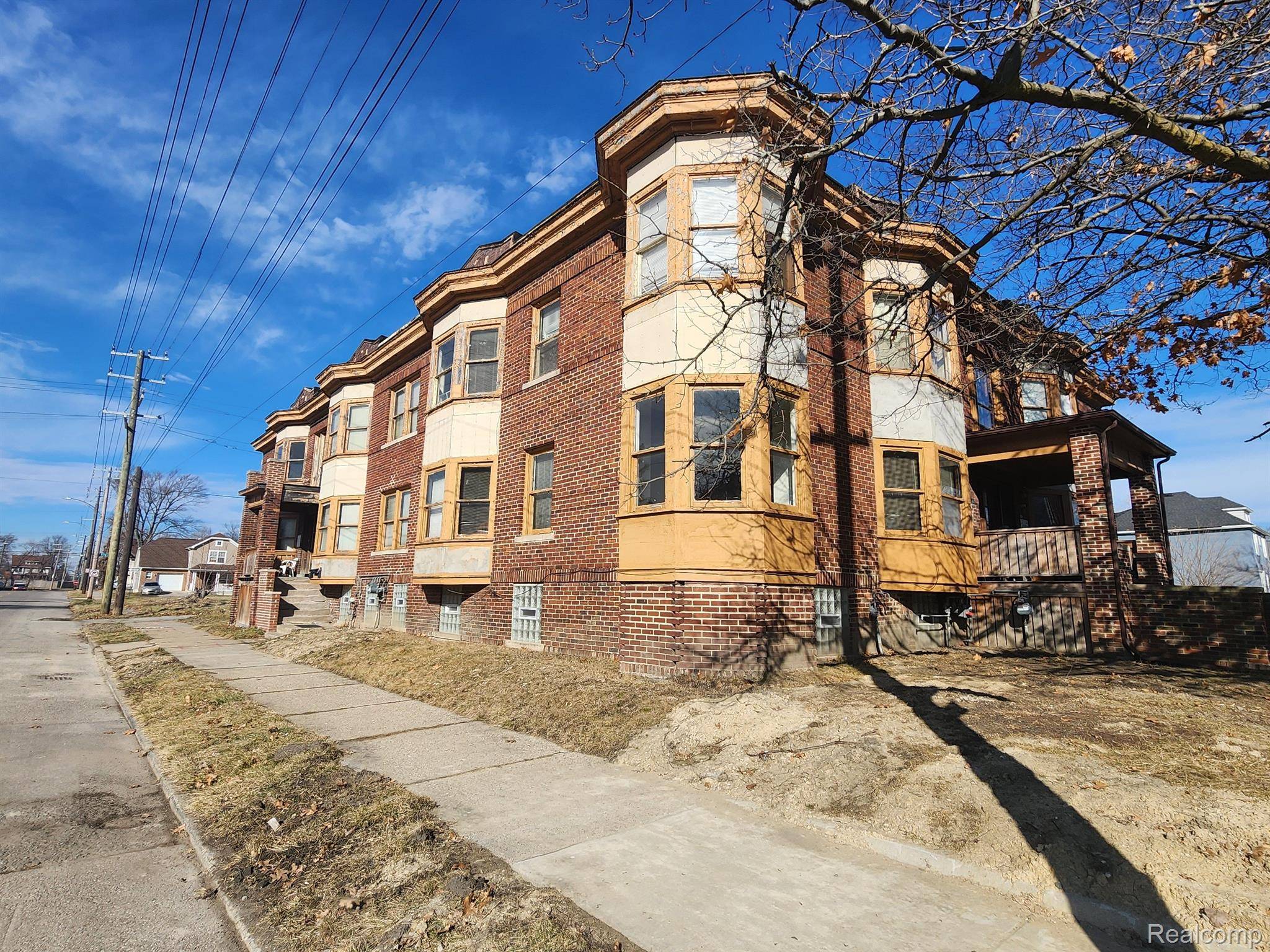 Detroit, MI 48202,503 ALGER ST