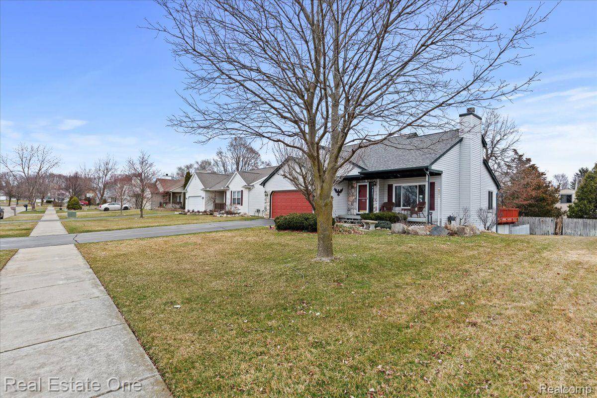 Oxford, MI 48371,791 INVERNESS DR