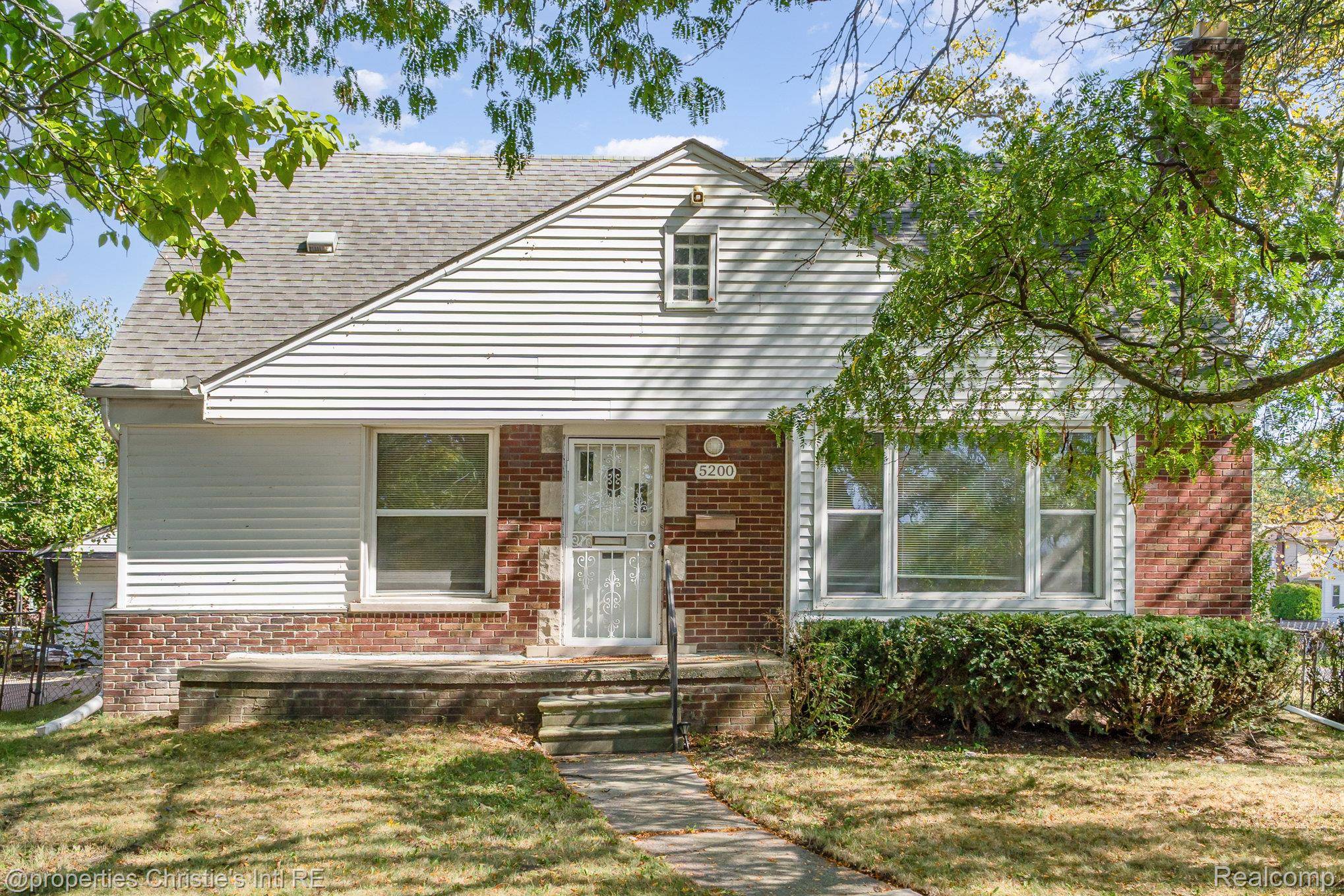 Detroit, MI 48224,5200 Lodewyck ST