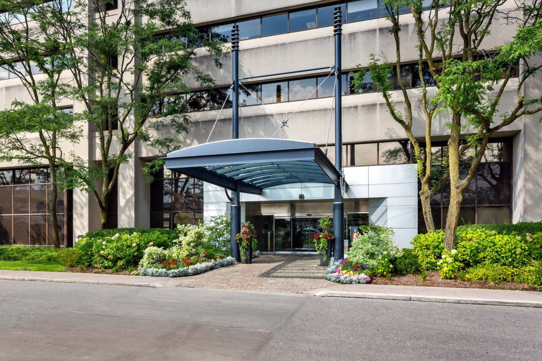 Toronto C15, ON M2H 3N5,155 Gordon Baker RD #Unit 212