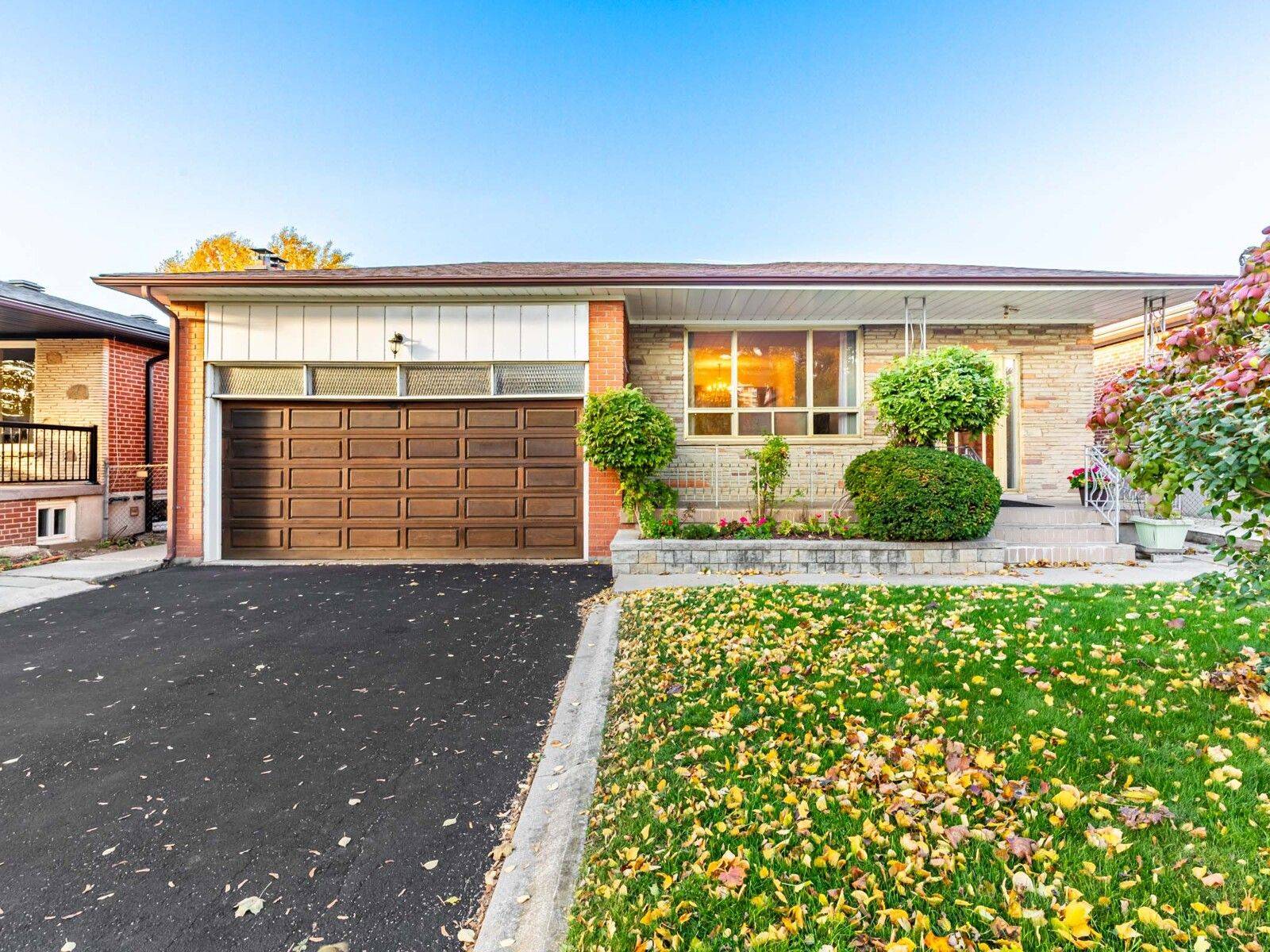 Toronto W05, ON M3N 1V4,6 Blacksmith CRES