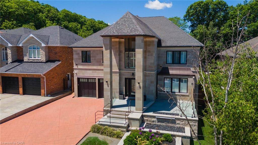 Hamilton, ON L8G 5C6,76 Adriatic BLVD