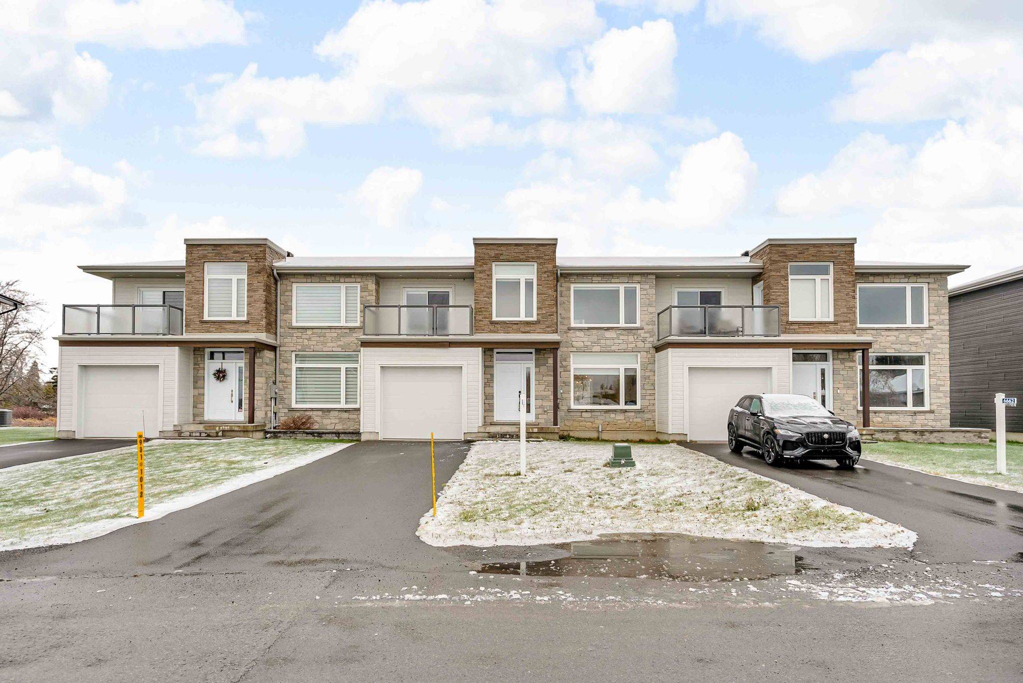 South Glengarry, ON K6H 5R5,6664 Glen Walter Park RD