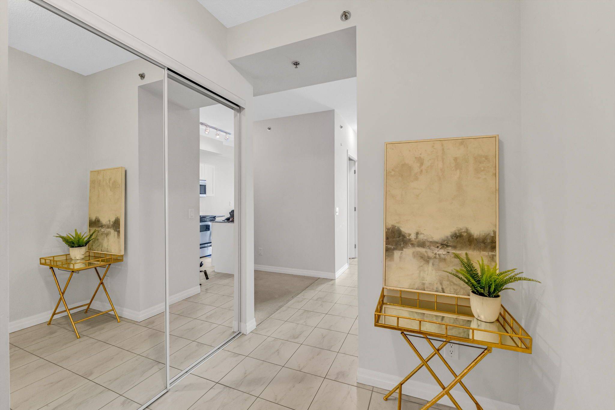 Burlington, ON L7L 0H5,5001 Corporate DR #401