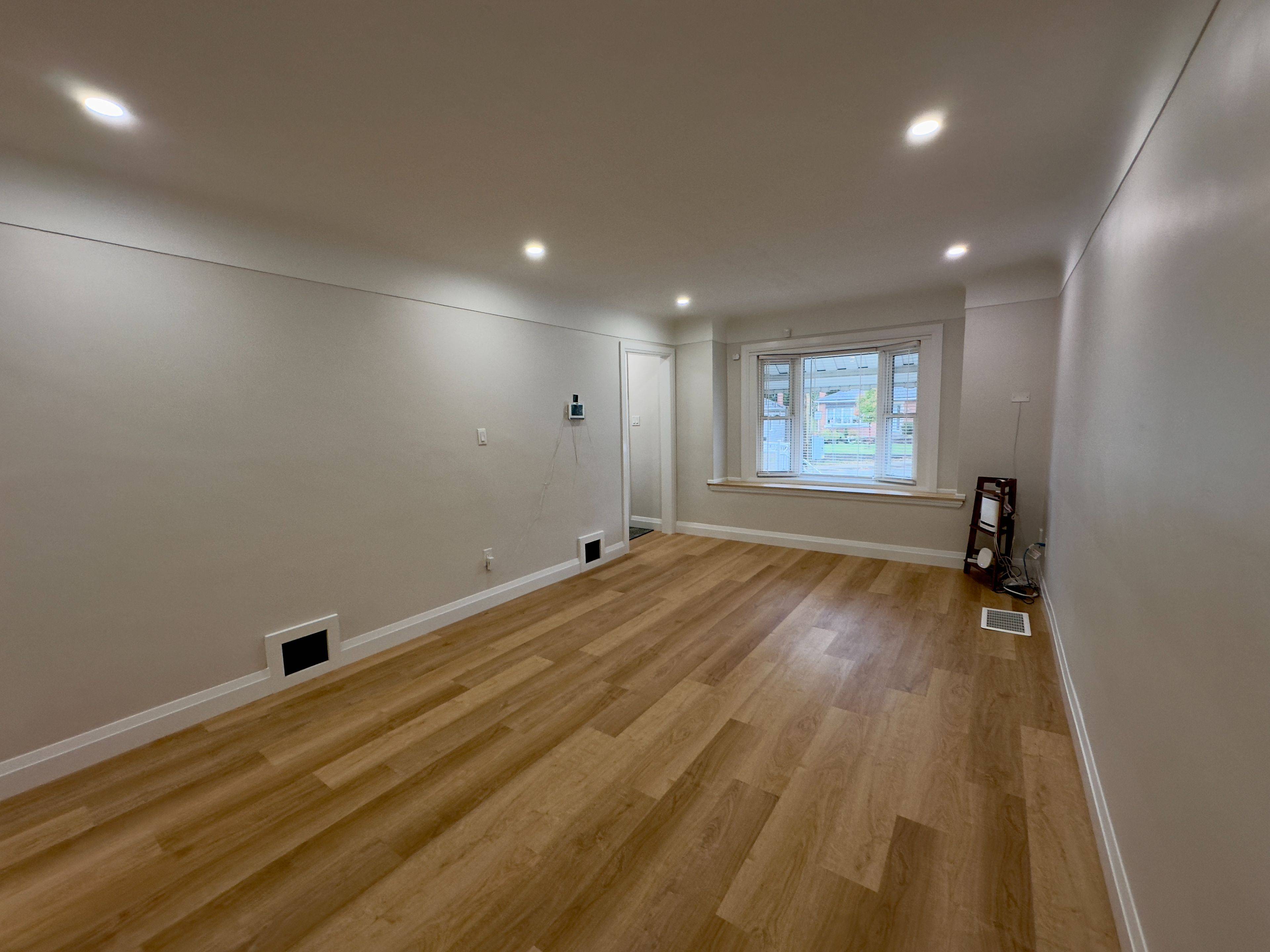 Hamilton, ON L8K 3C5,232 Rodgers RD