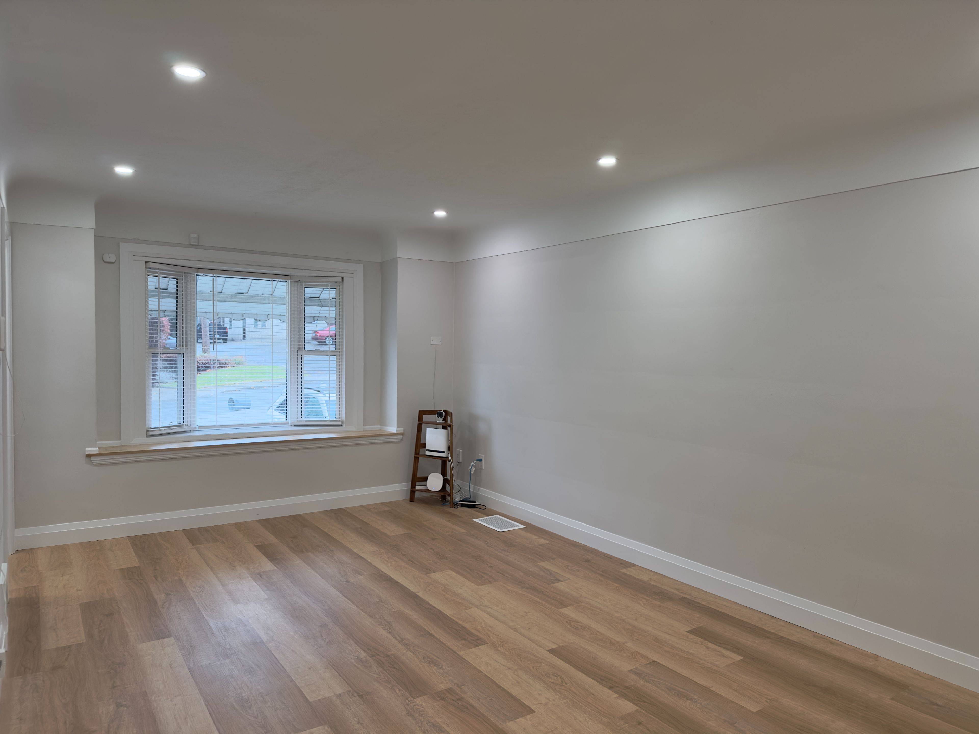 Hamilton, ON L8K 3C5,232 Rodgers RD