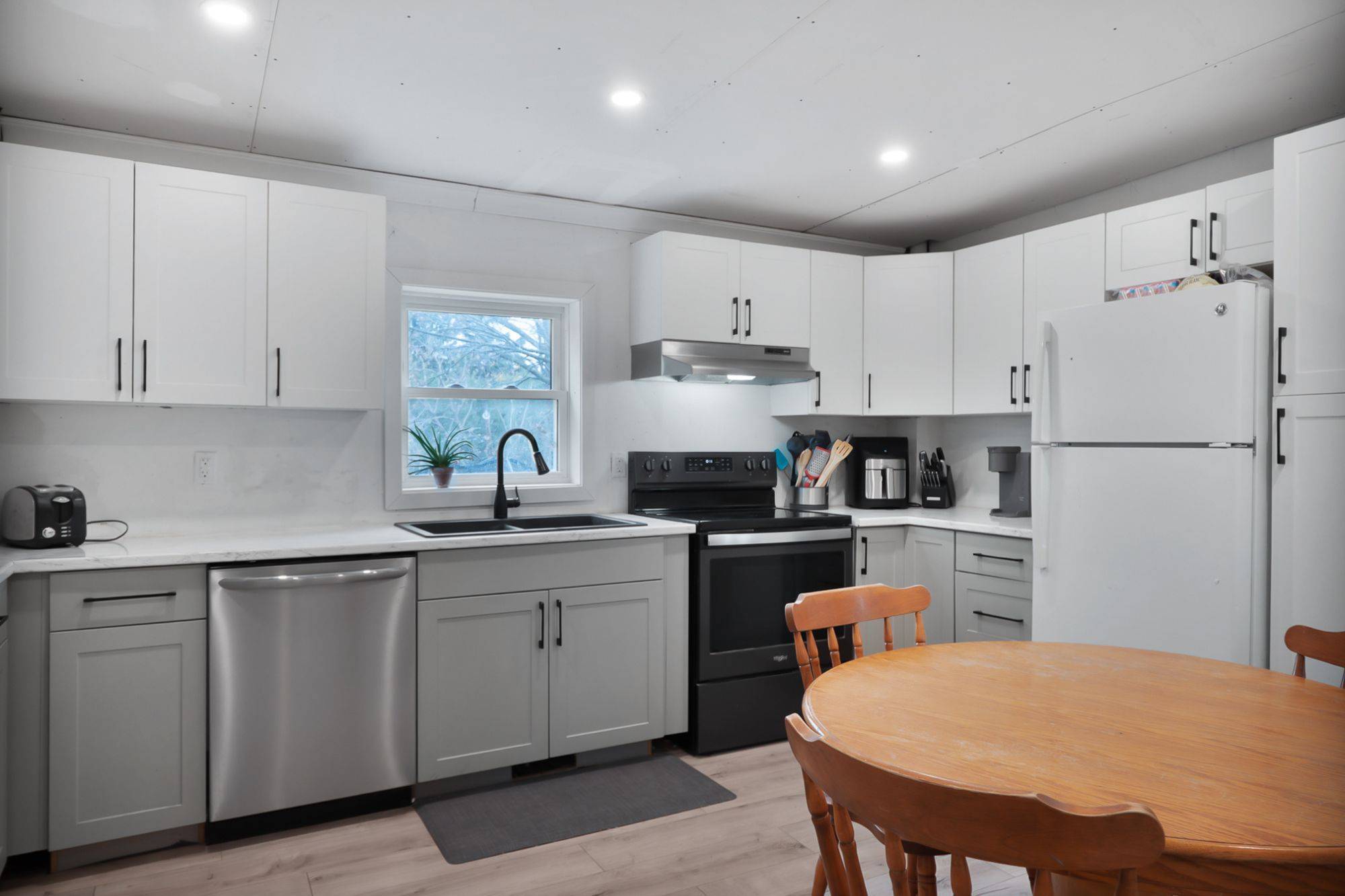 North Dundas, ON K0C 2K0,475 Centre ST