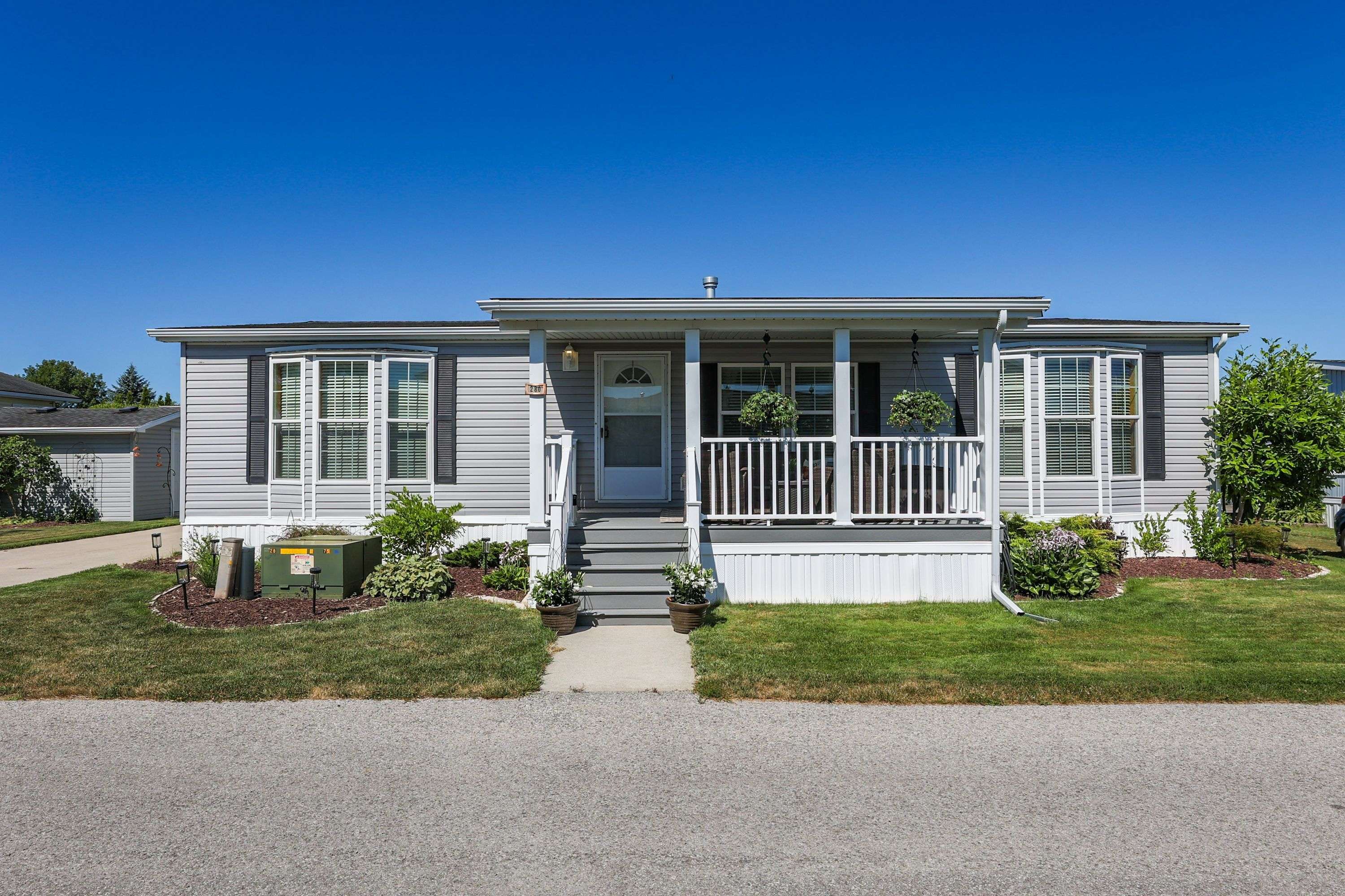 Fort Erie, ON L0S 1S1,3033 Townline RD #280