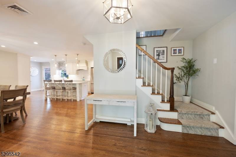 Montville Twp., NJ 07082,18 Marguerite Ln