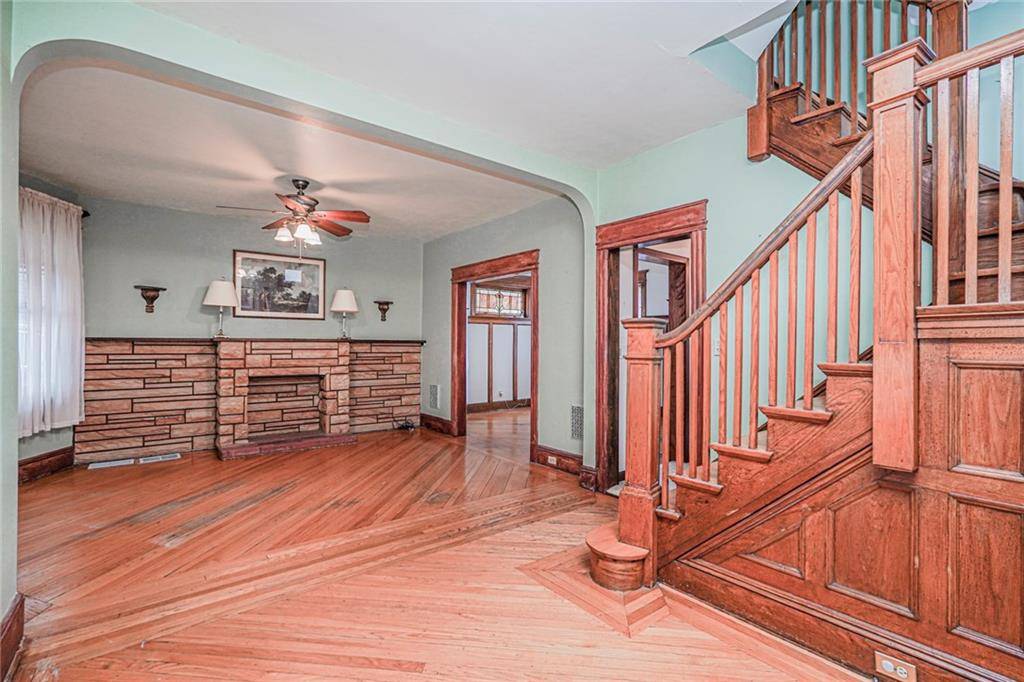 Staten  Island, NY 10301,115 Oxford PL