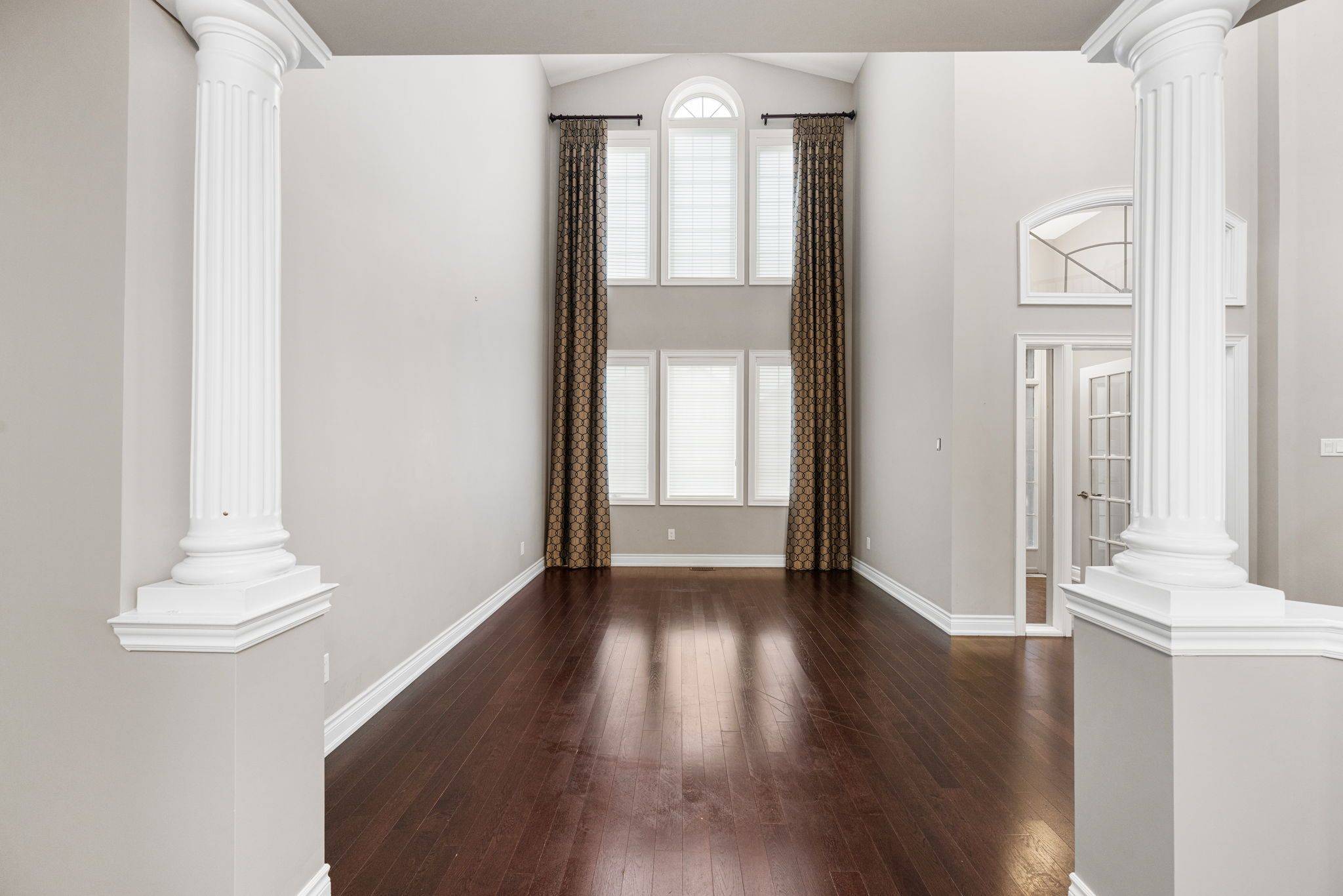 Barrhaven, ON K2J 5R1,347 Bamburgh WAY