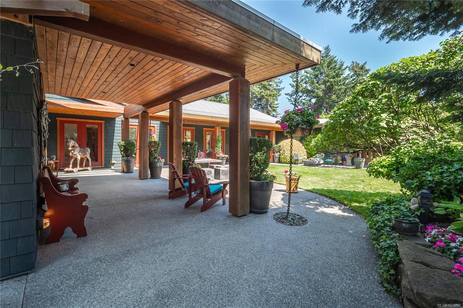 Gabriola Island, BC V0R 1X5,1664 Queequeg Trnabt