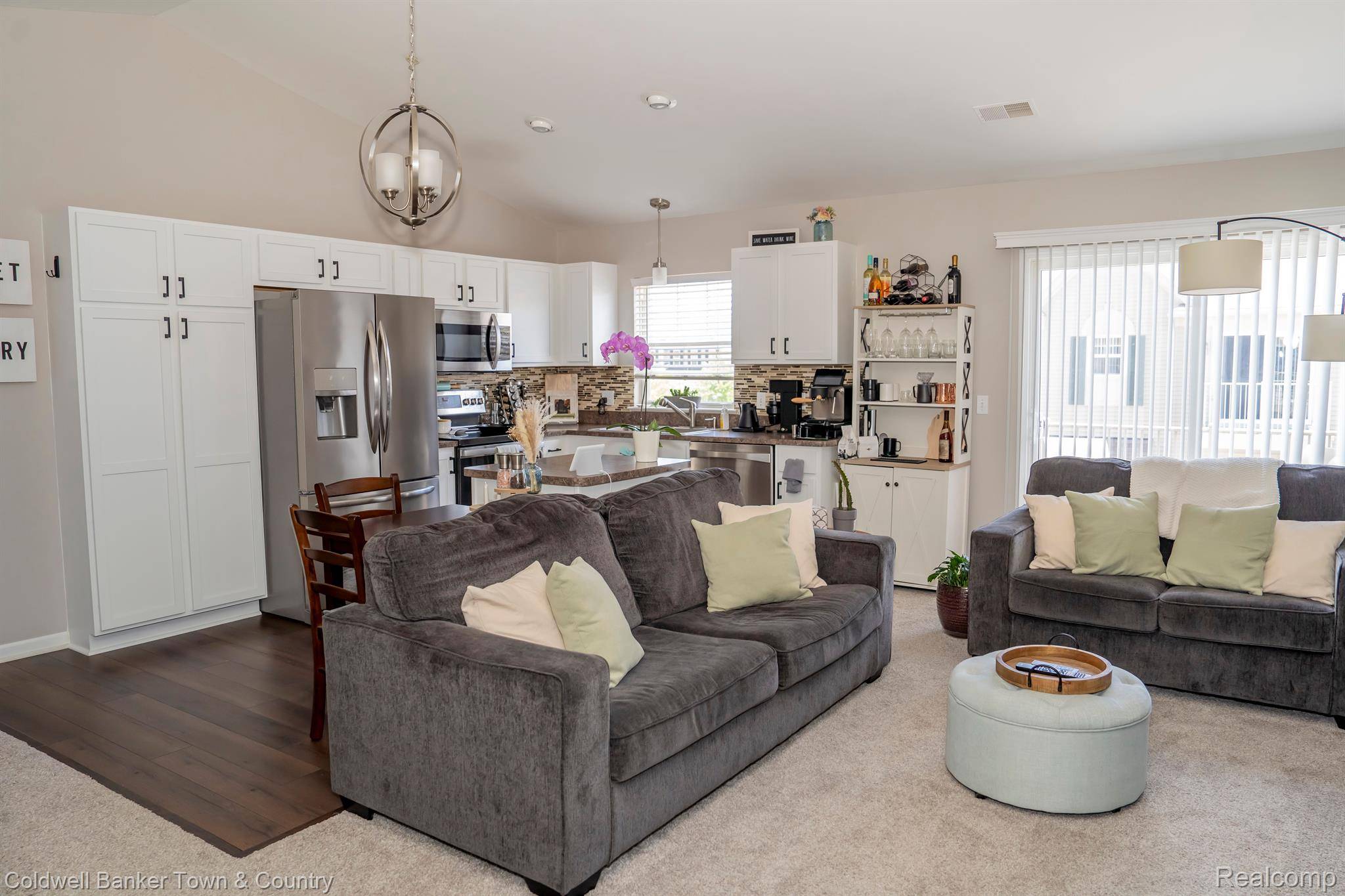 Wixom, MI 48393,344 N WIXOM RD