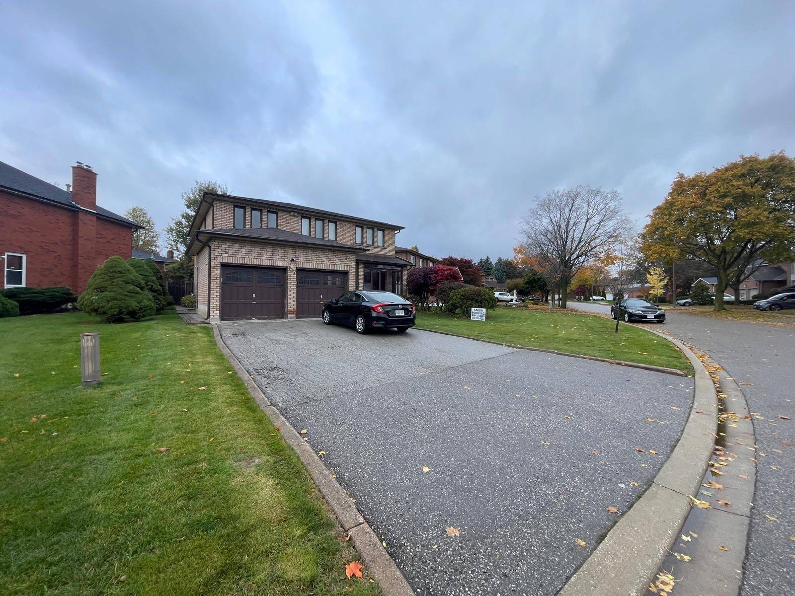Markham, ON L3T 6Y6,117 Summerdale DR