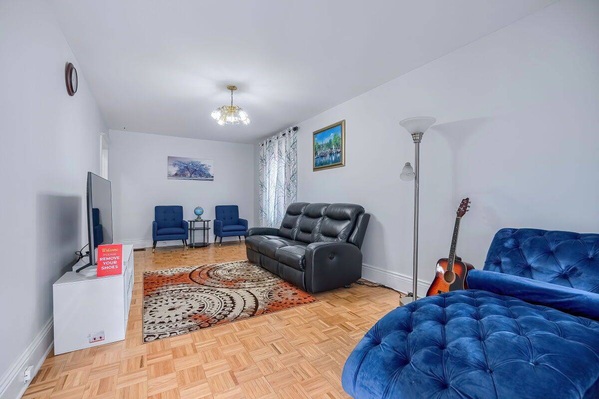 Hamilton, ON L8N 1W3,30 Webber AVE