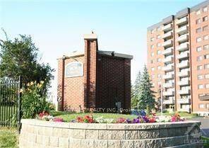 Crystal Bay - Rocky Point - Bayshore, ON K2B 6J6,3100 CARLING AVE #202