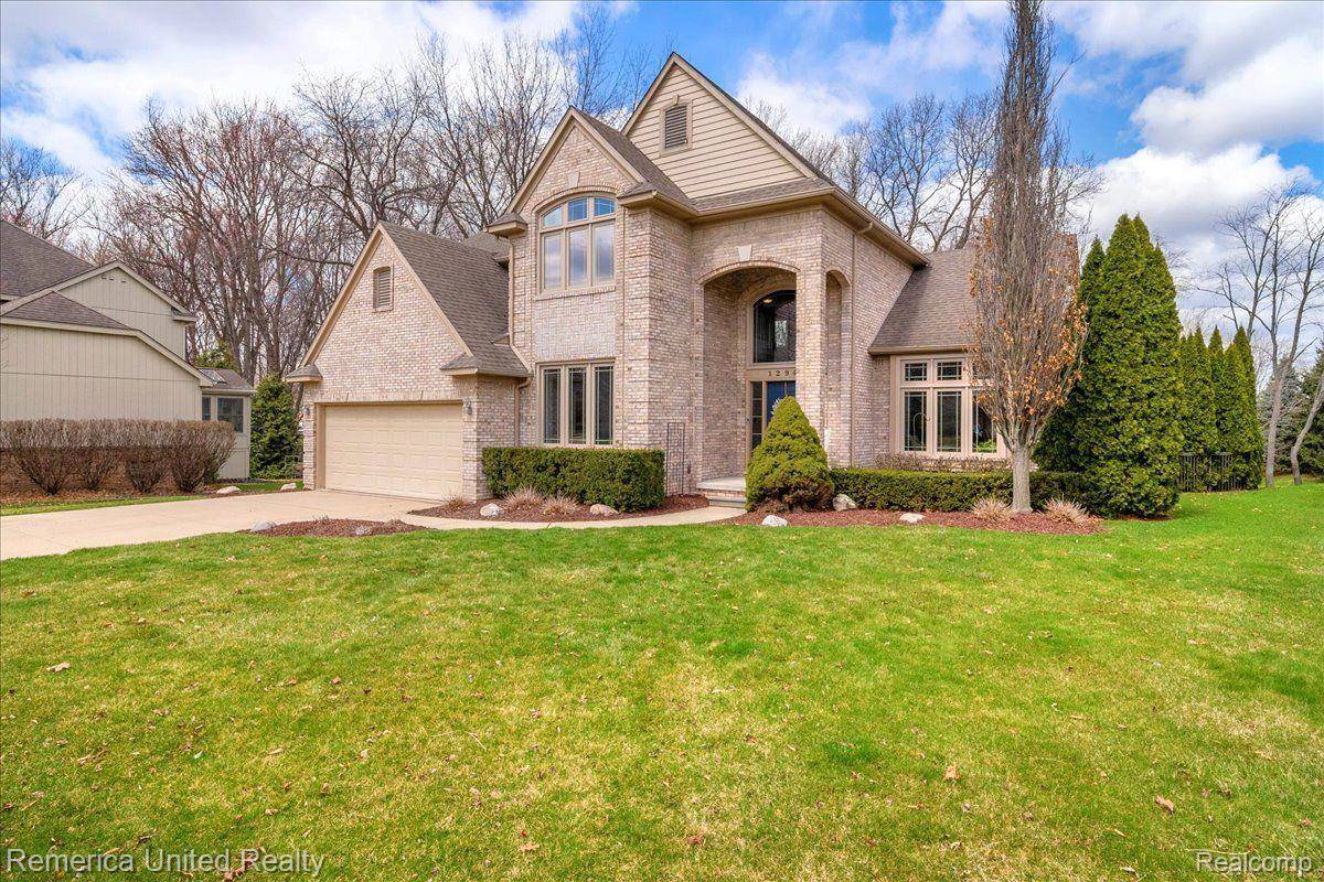 Wixom, MI 48393,1294 S CREEK DR