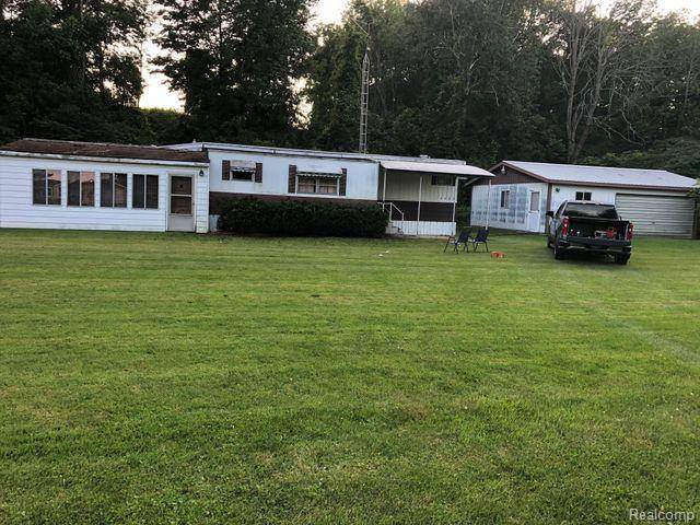 Harbor Beach, MI 48441,3864 S LAKESHORE RD