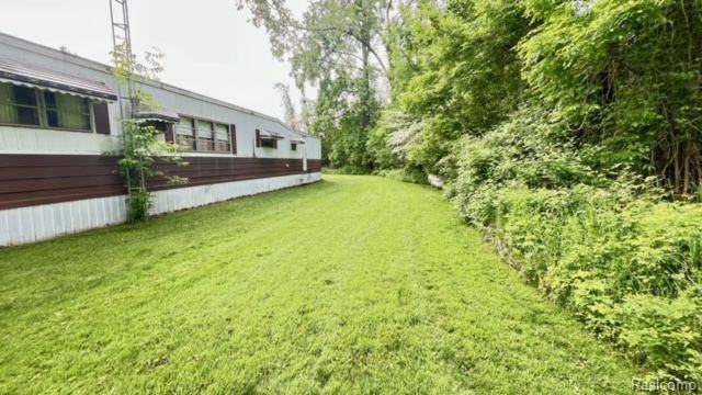 Harbor Beach, MI 48441,3864 S LAKESHORE RD