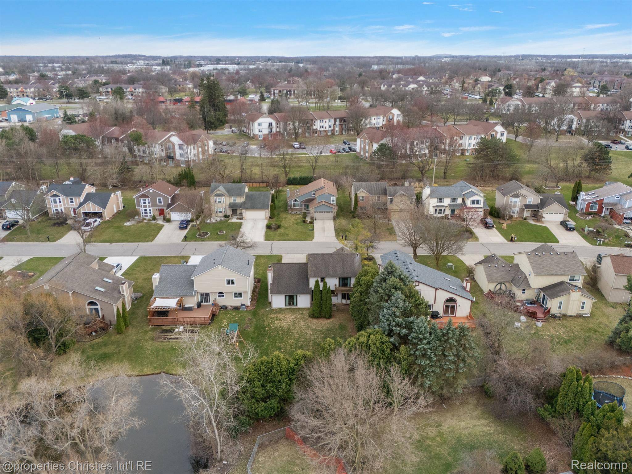 Wixom, MI 48393,2692 APACHE TRL