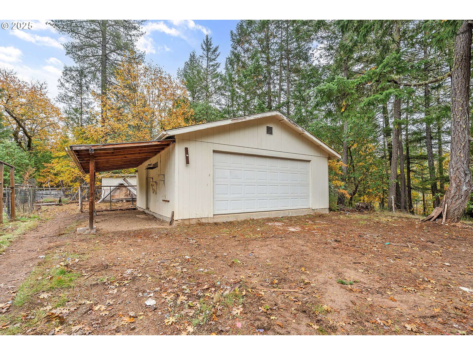 Selma, OR 97538,19493 REDWOOD HWY