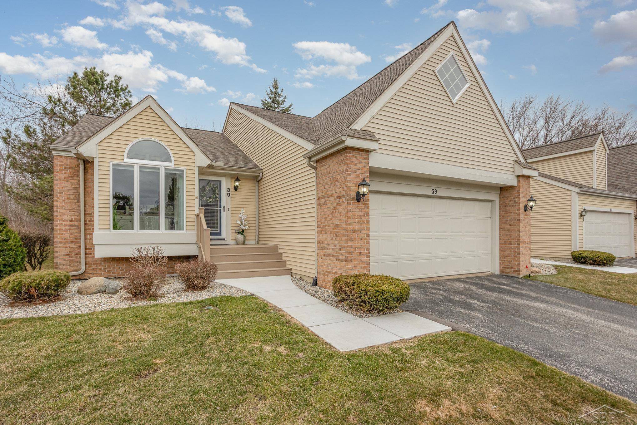 Saginaw, MI 48603,39 E Willow Pond DR