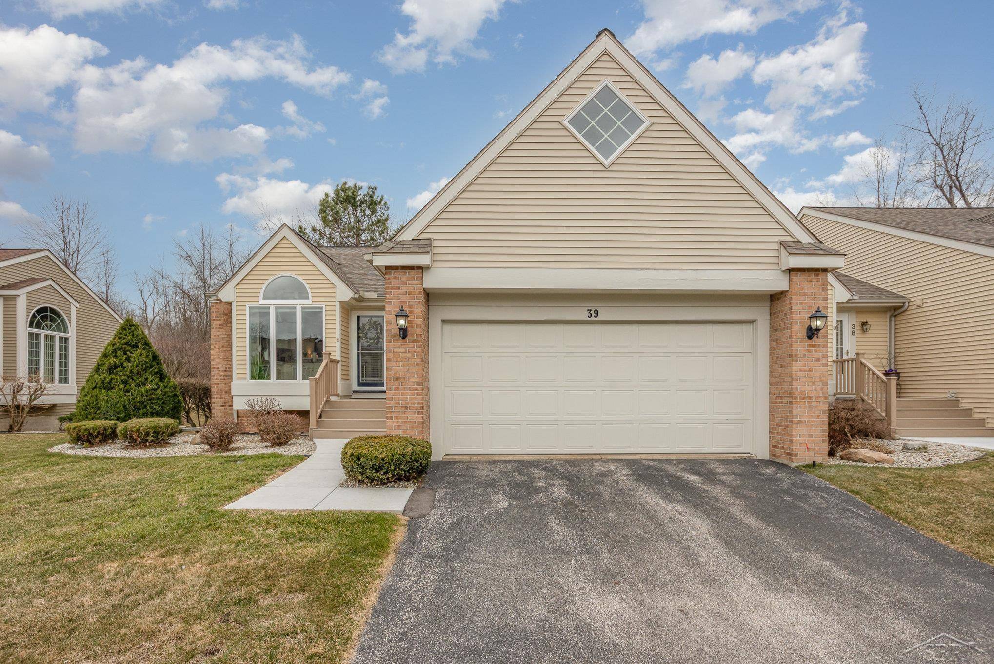 Saginaw, MI 48603,39 E Willow Pond DR