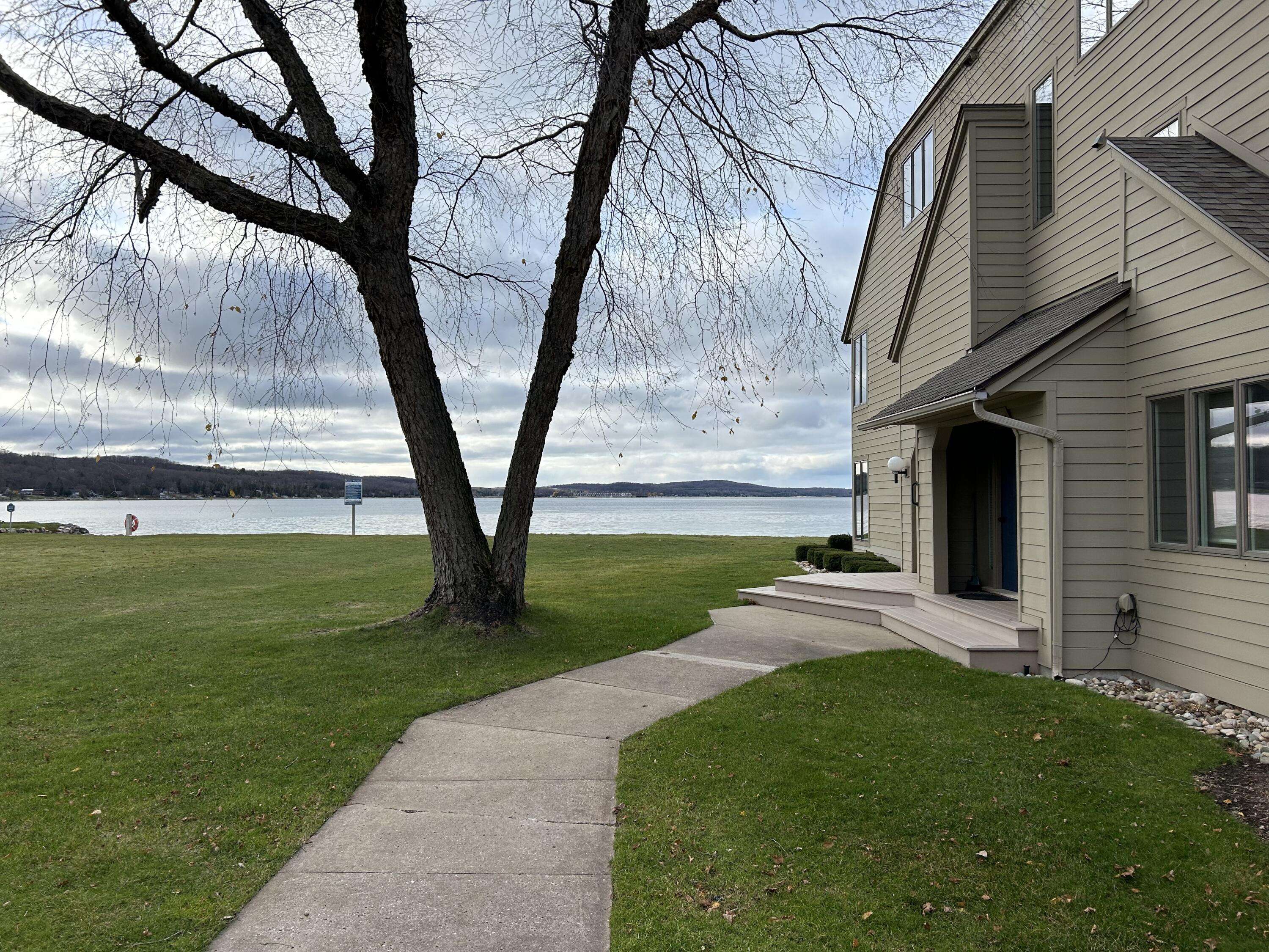 Boyne City, MI 49712,500 Front ST #36