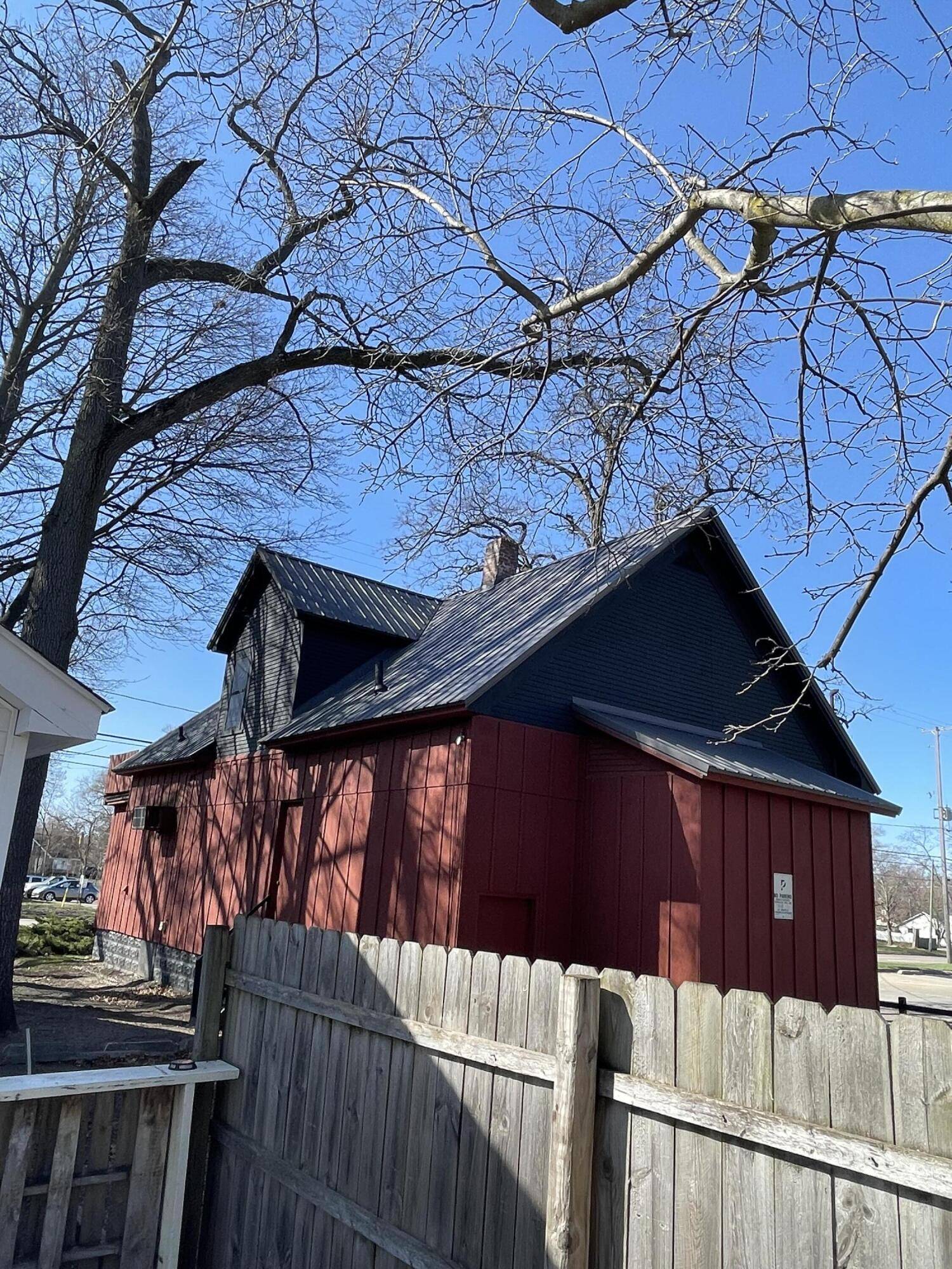 1258 E Apple AVE, Muskegon City, MI 49442