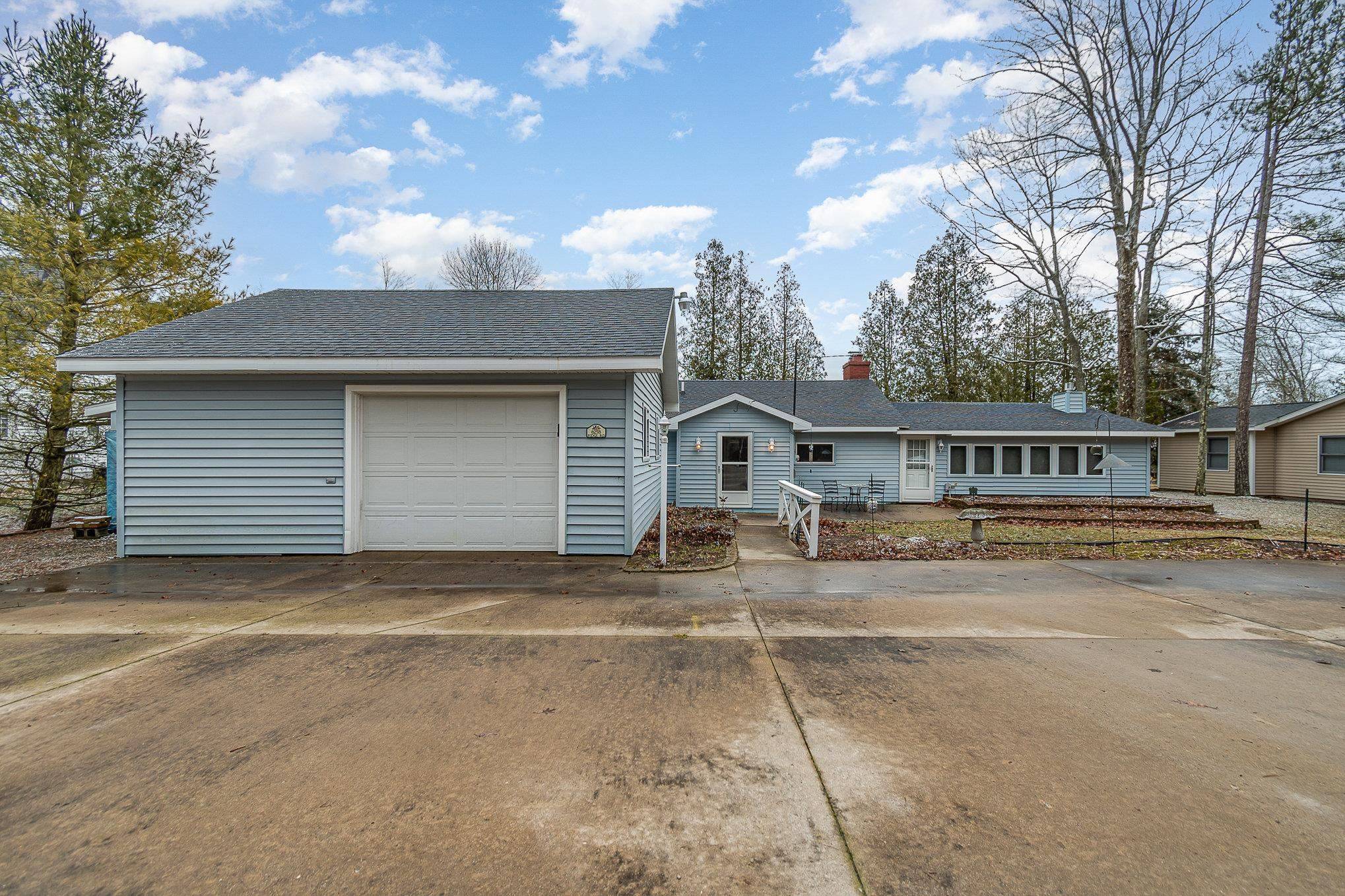 Oscoda, MI 48750,6258 Ridge RD