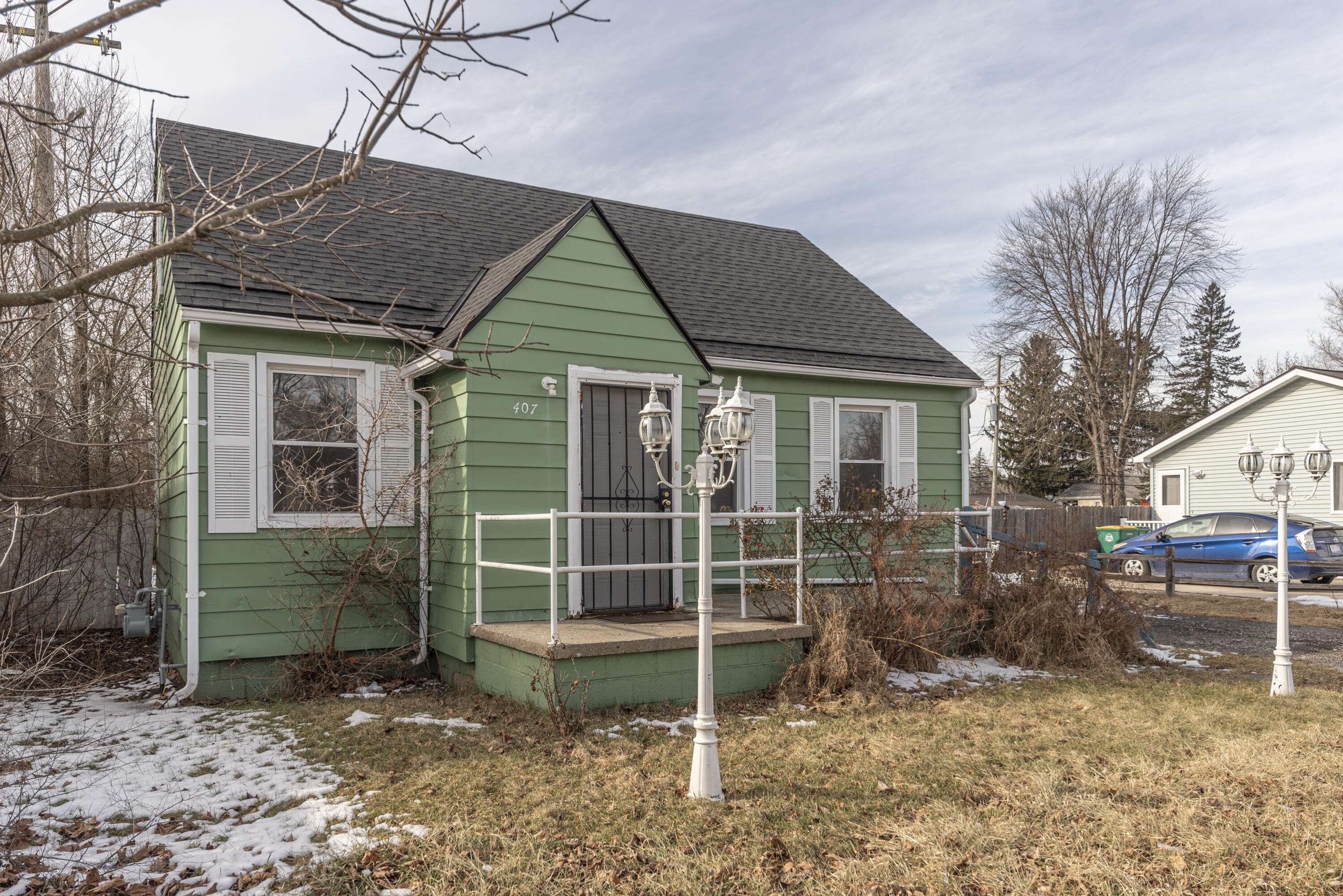 Ypsilanti, MI 48198,407 E Grand BLVD