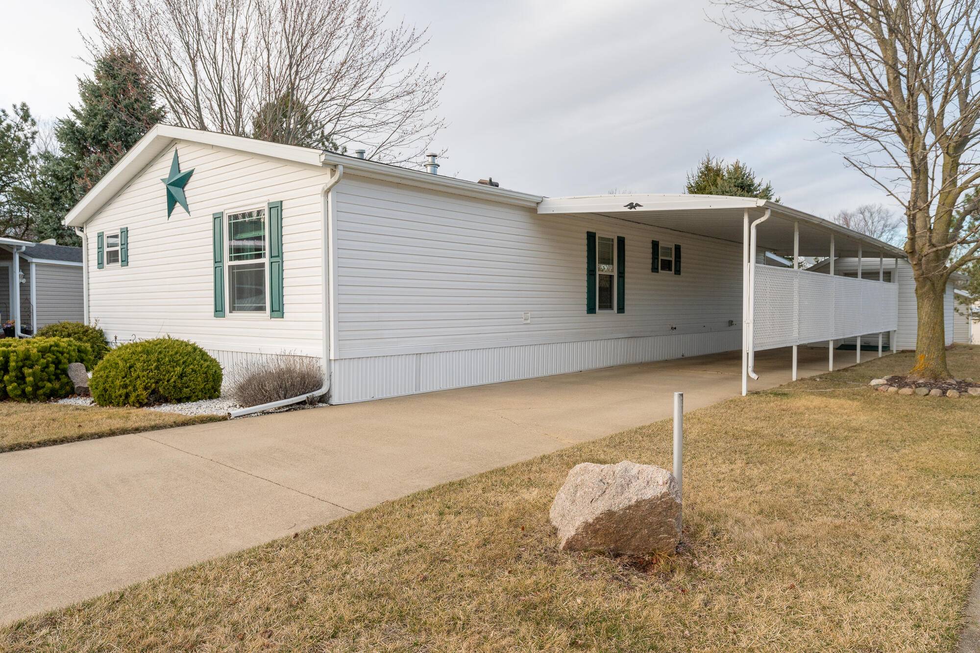 Tecumseh, MI 49286,9103 N Union Street #126