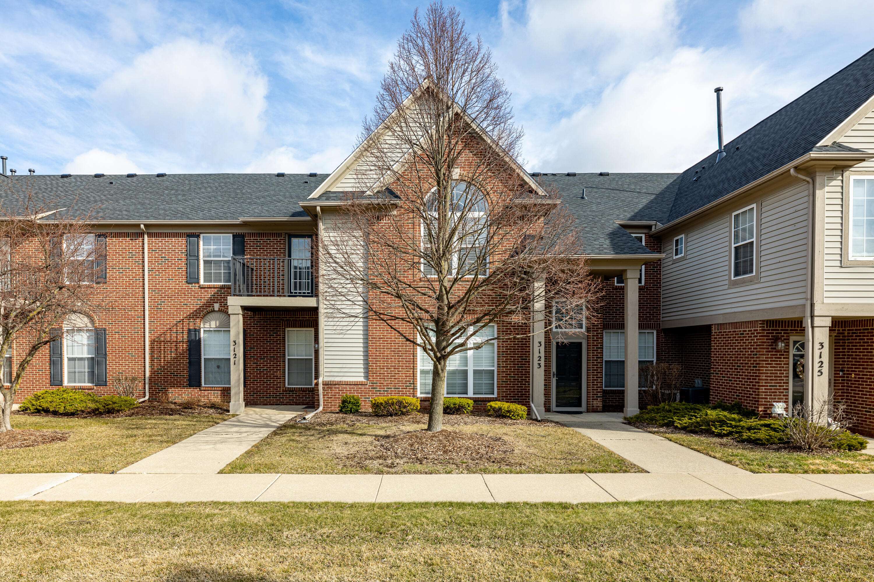 Ypsilanti, MI 48197,3123 Primrose LN