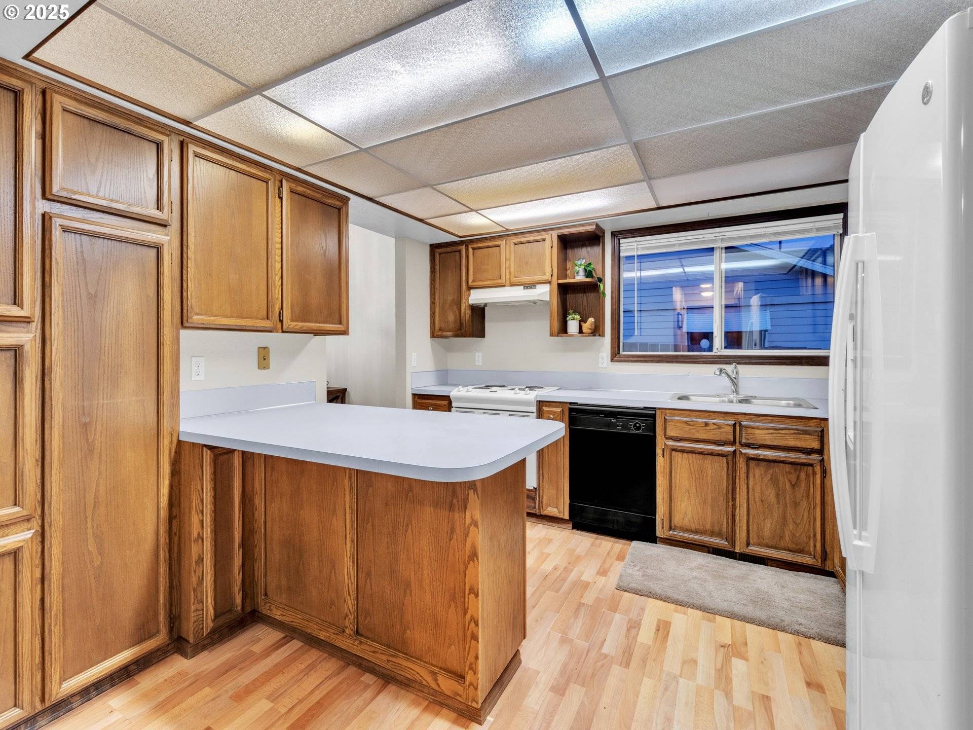 Salem, OR 97306,1977 MAPLEWOOD CT