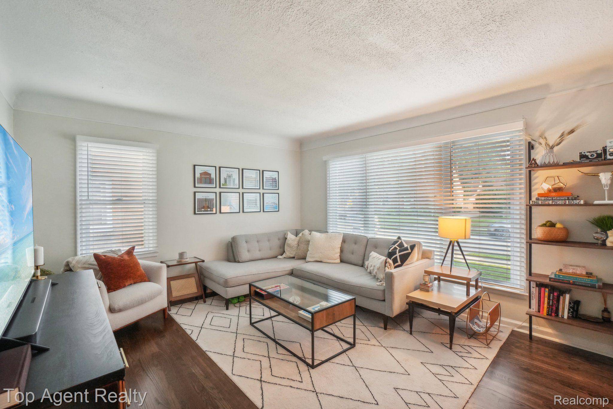 Royal Oak, MI 48067,2125 KALAMA AVE