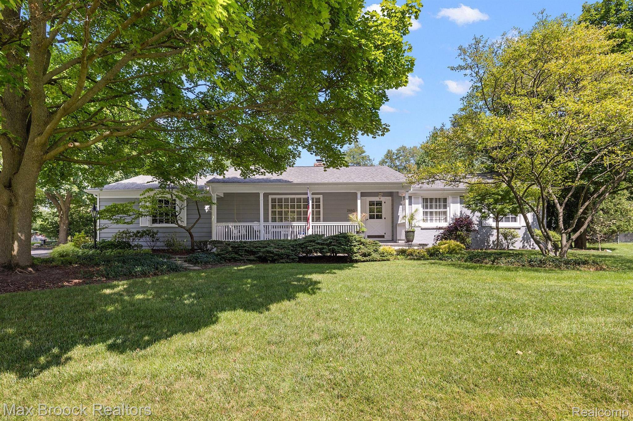 West Bloomfield, MI 48324,2683 Pine Ridge RD