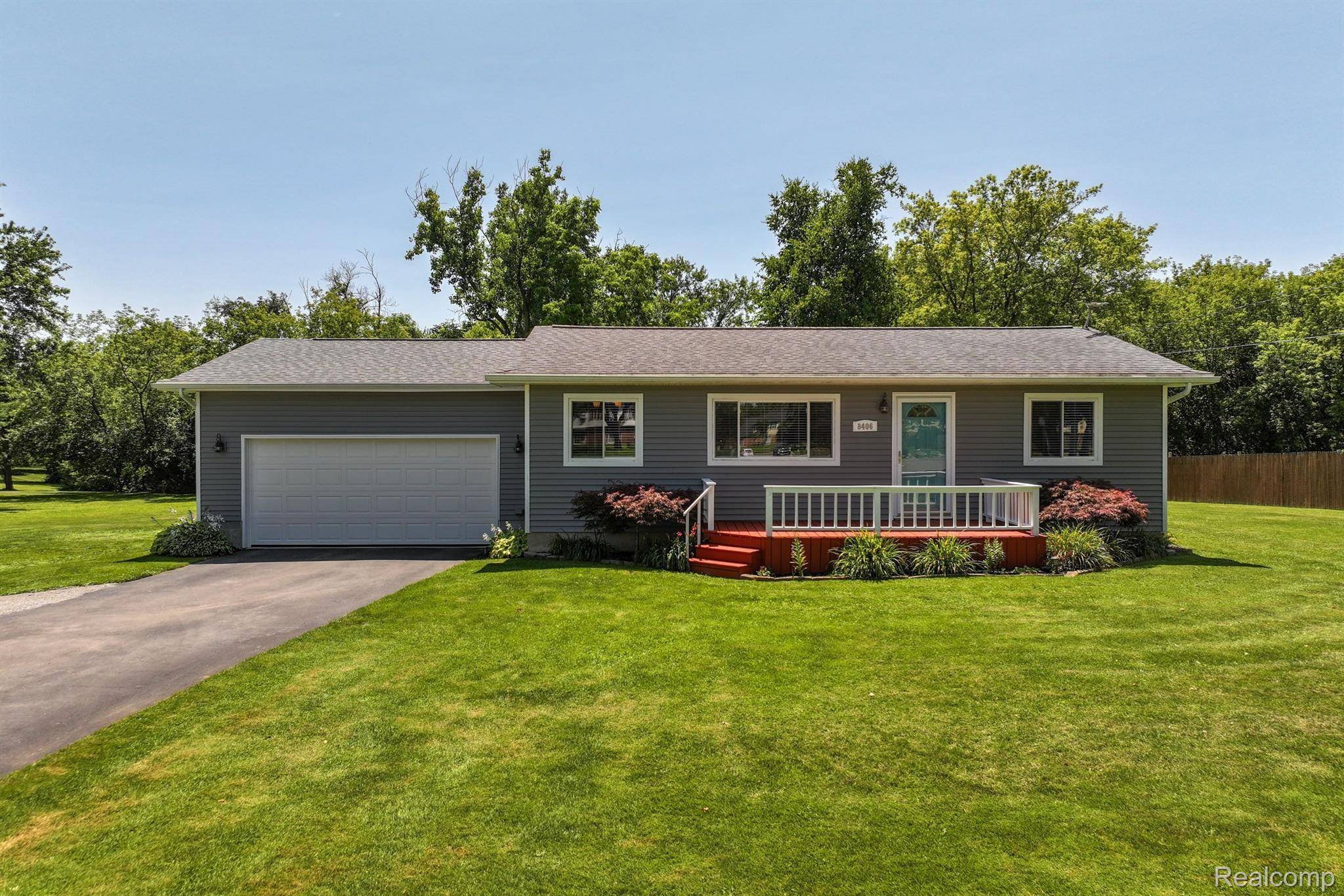 Davison, MI 48423,8406 E LIPPINCOTT BLVD