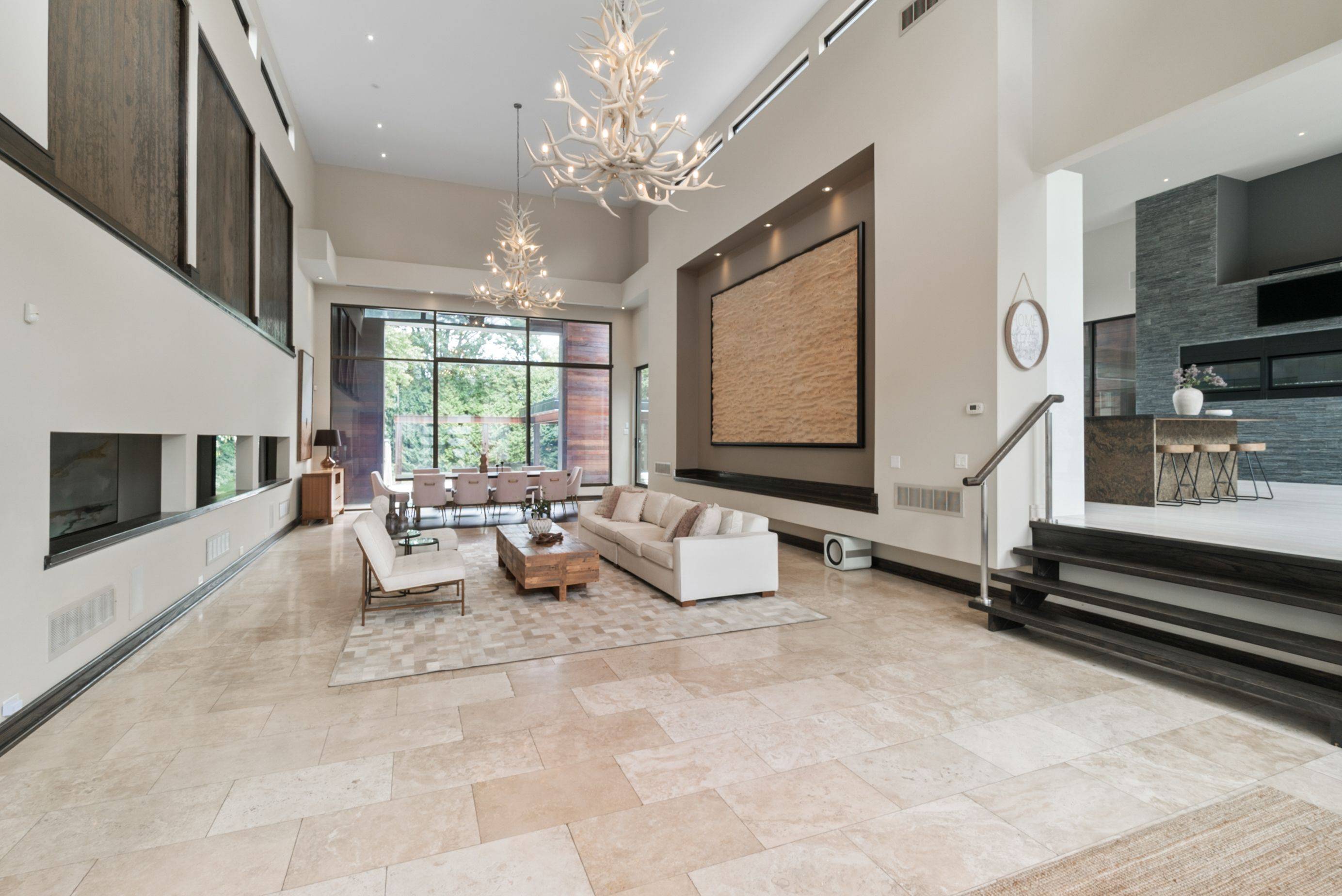 Mississauga, ON L5H 3E3,1287 Birchview DR