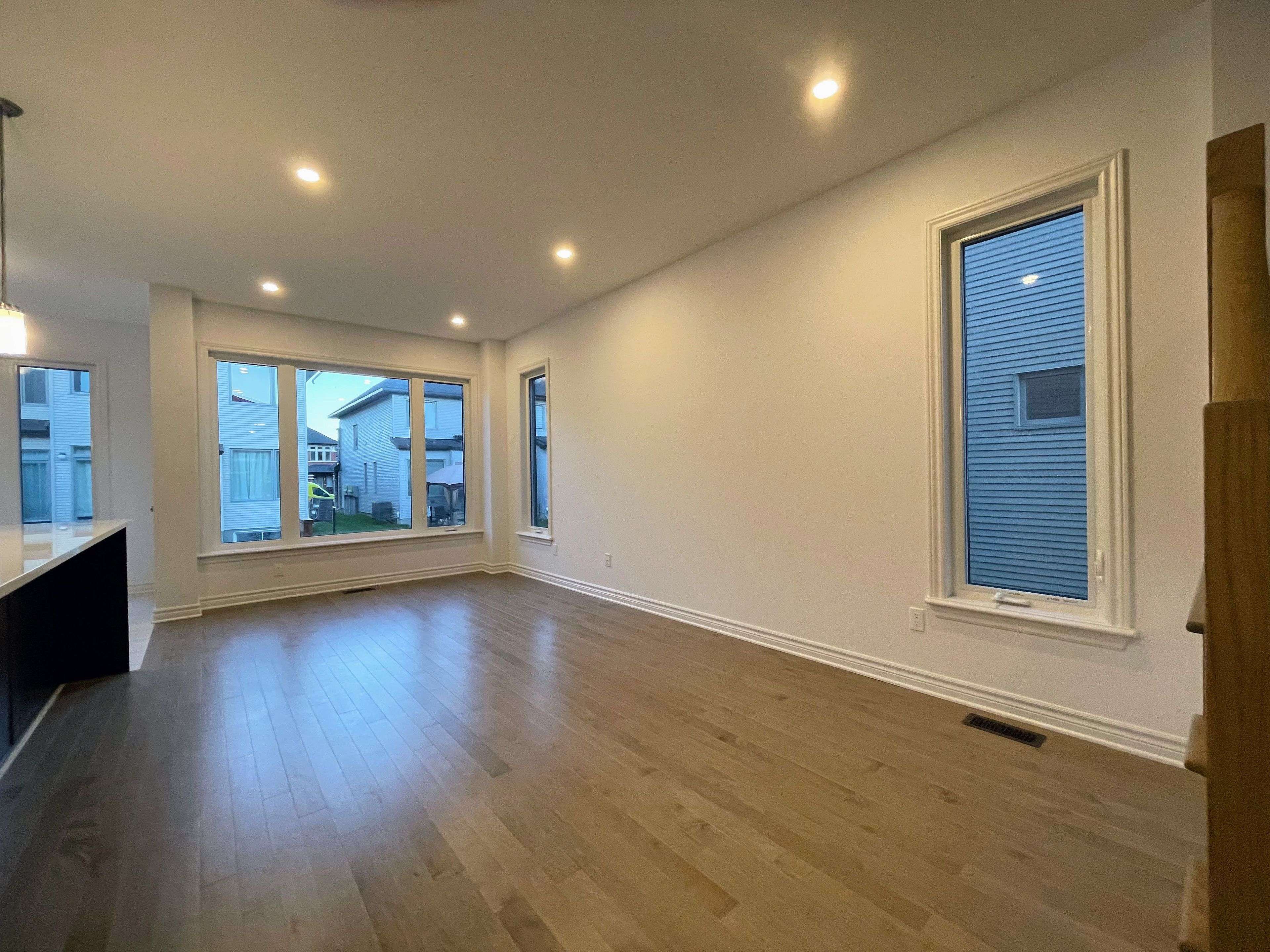 Orleans - Convent Glen And Area, ON K1W 0P2,636 CORDELETTE CIR