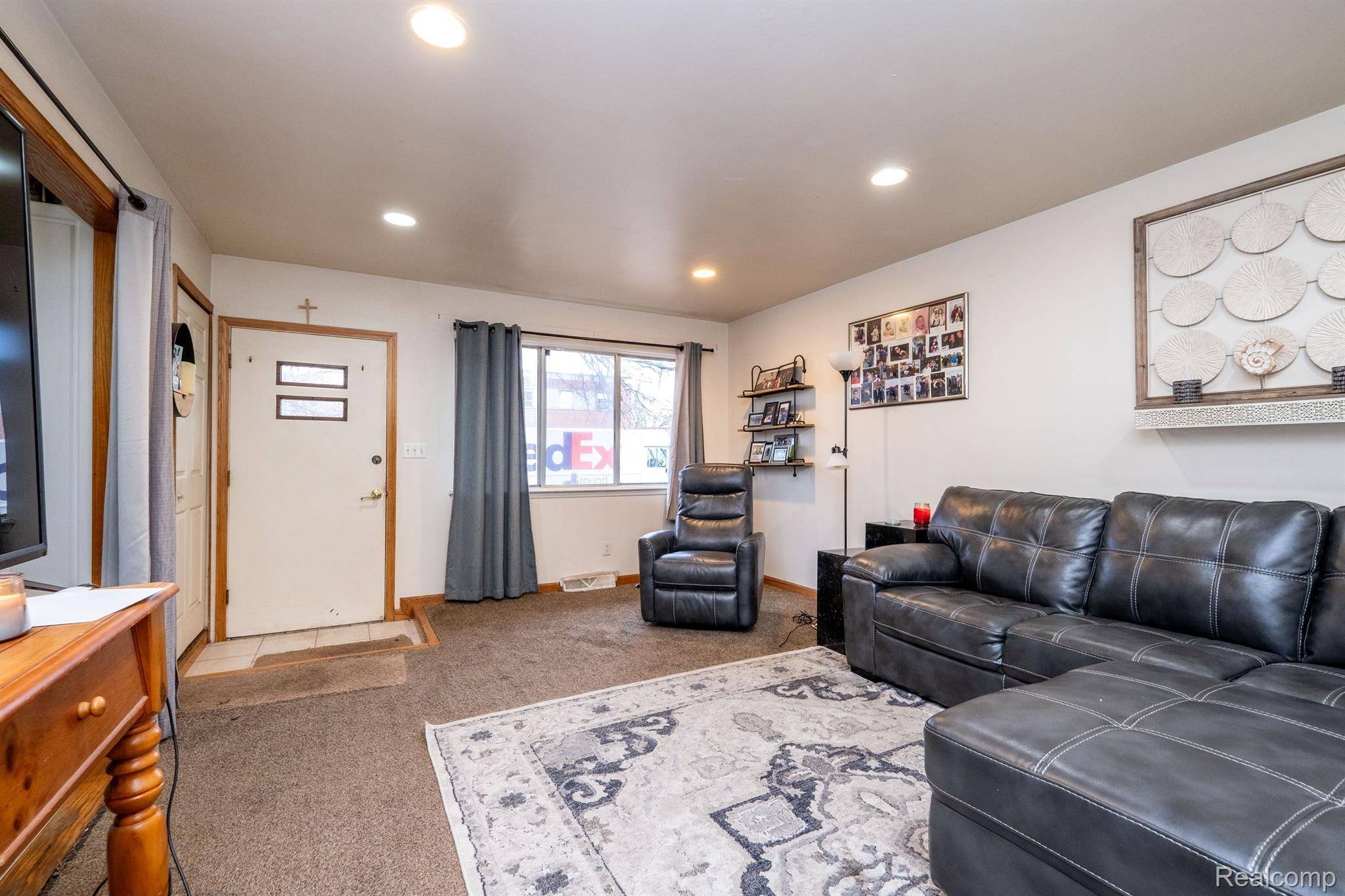 Southfield, MI 48033,21127 INDIAN ST