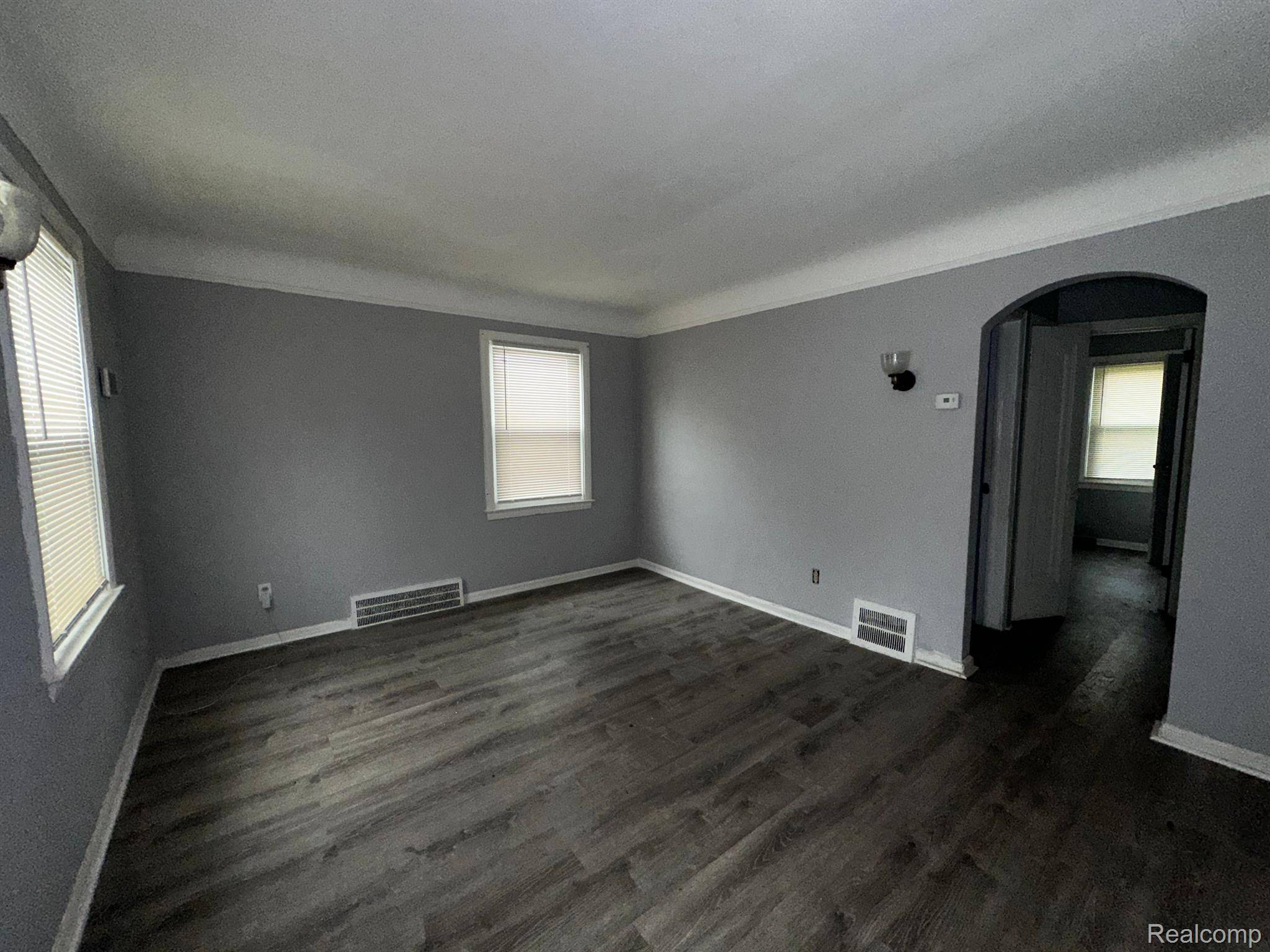 Detroit, MI 48219,16716 STAHELIN AVE